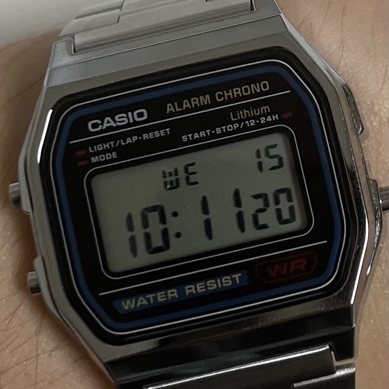 Casio A-158WA-1 착용 스타일