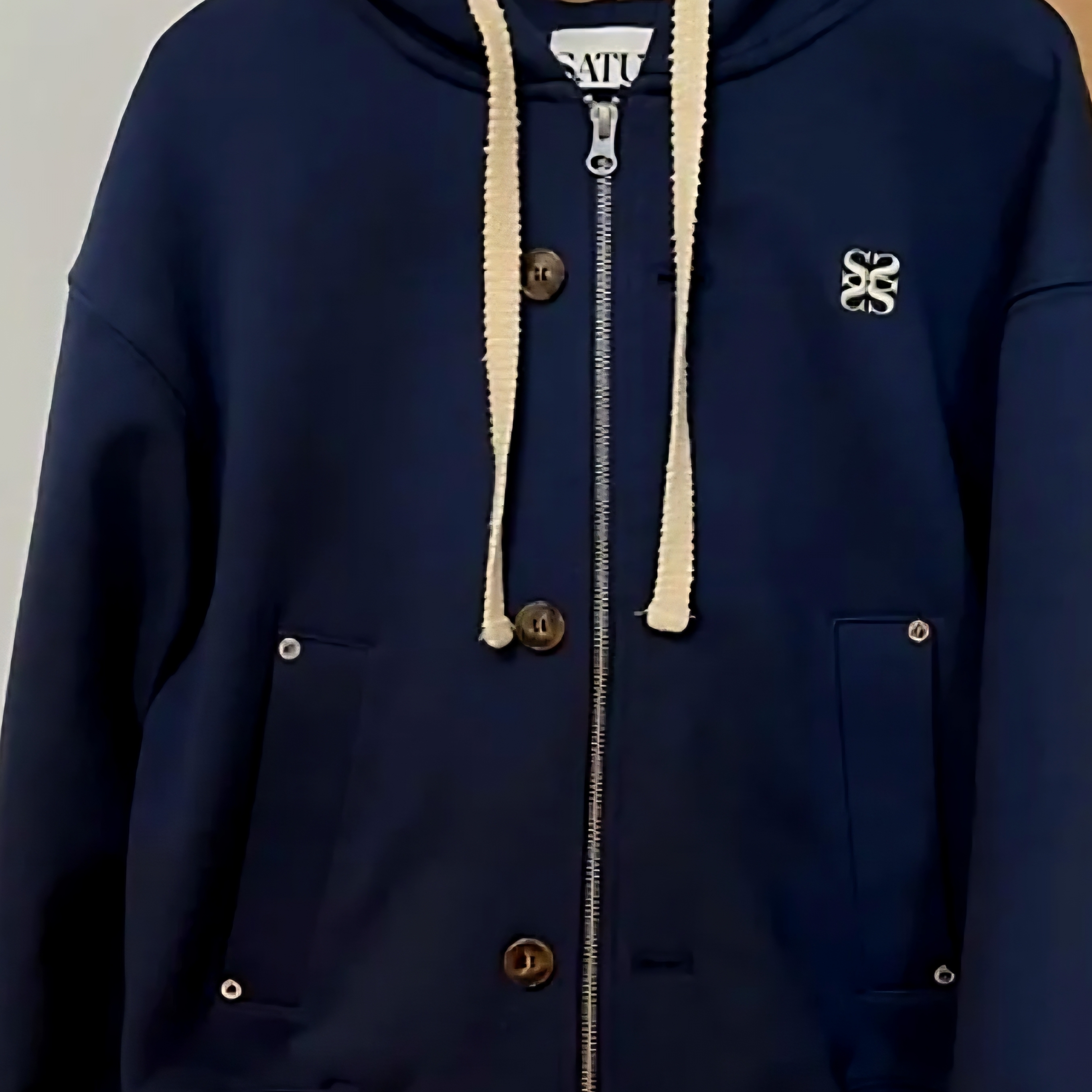 SATUR Teo Cotton All Day Hood Zip-up Classic Navy 착용 스타일