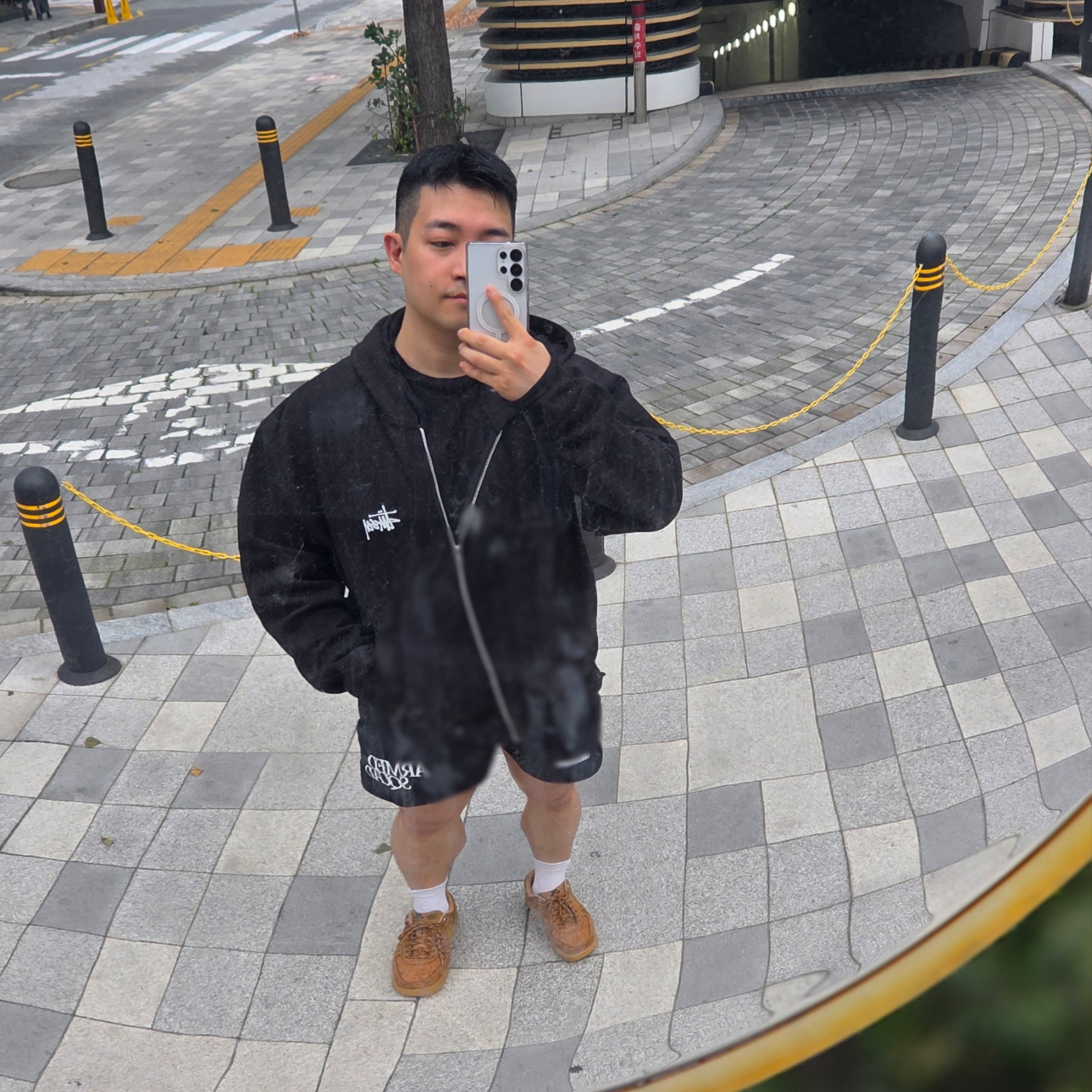 Stussy Basic Zip Hoodie Black 착용 스타일