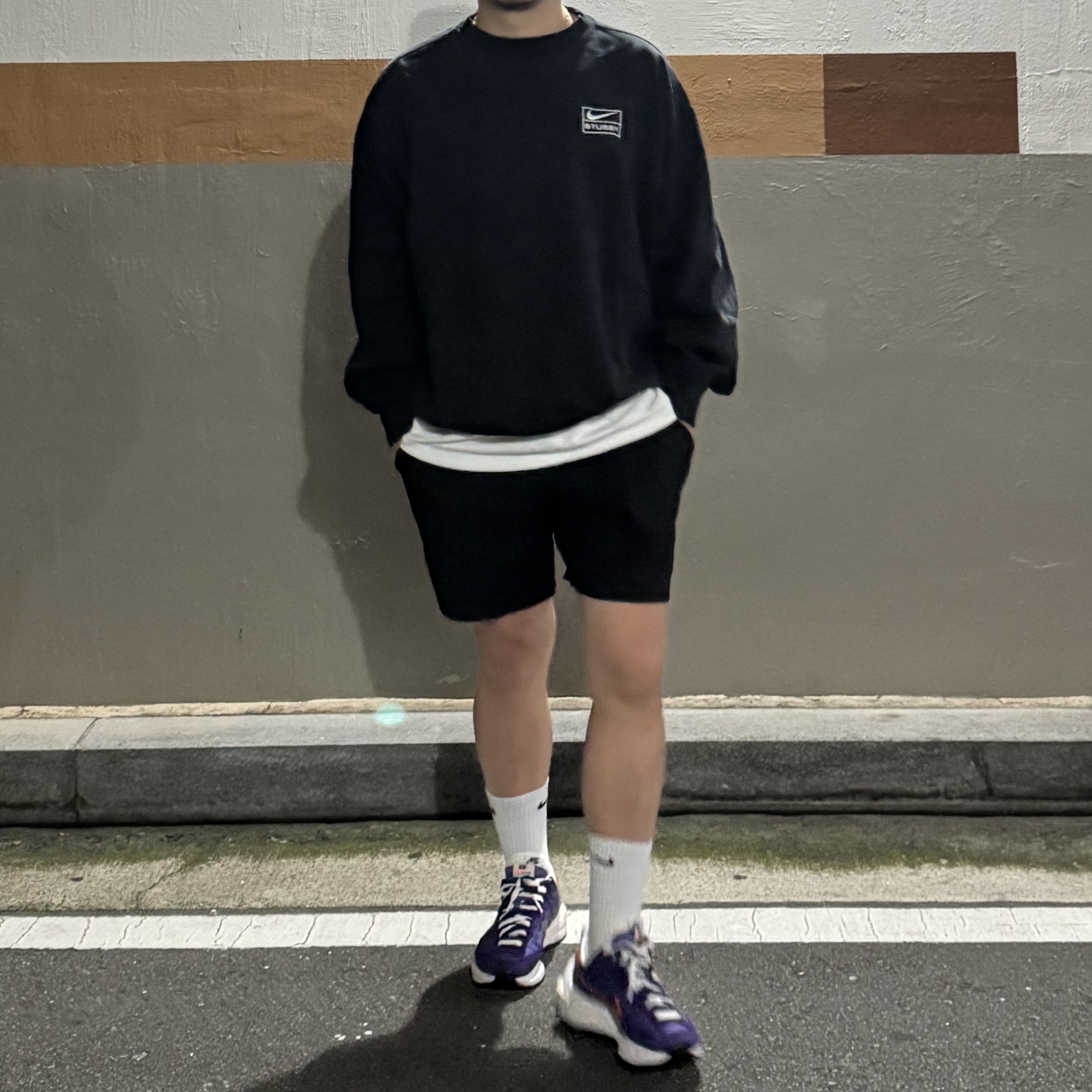 Nike x Sacai VaporWaffle Dark Iris, Nike x Stussy NRG Washed Fleece Crewneck Black (DO5310-010) 착용 스타일
