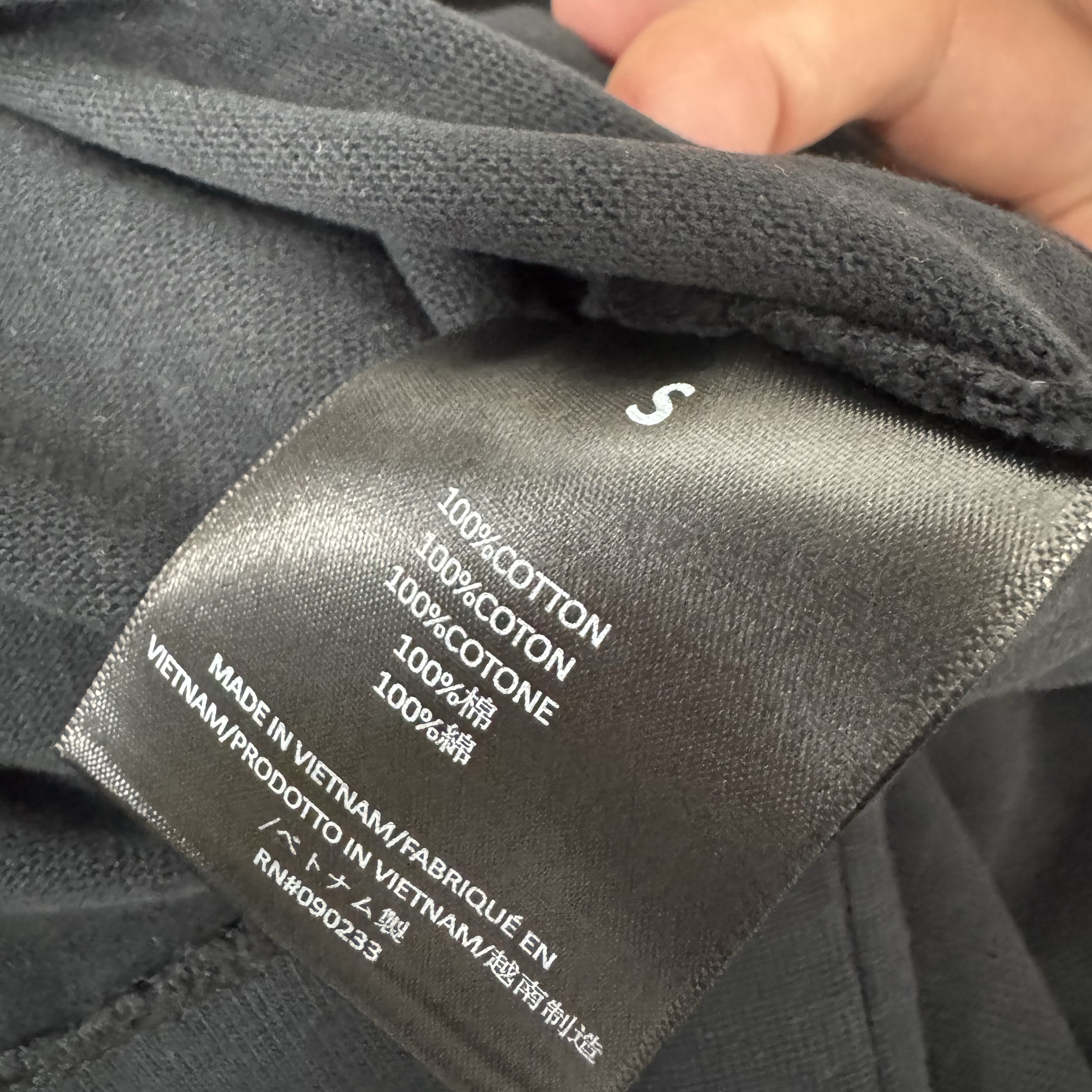 Essentials Heavy Long Sleeve T-Shirt Black - 24FW 착용 스타일 - 4