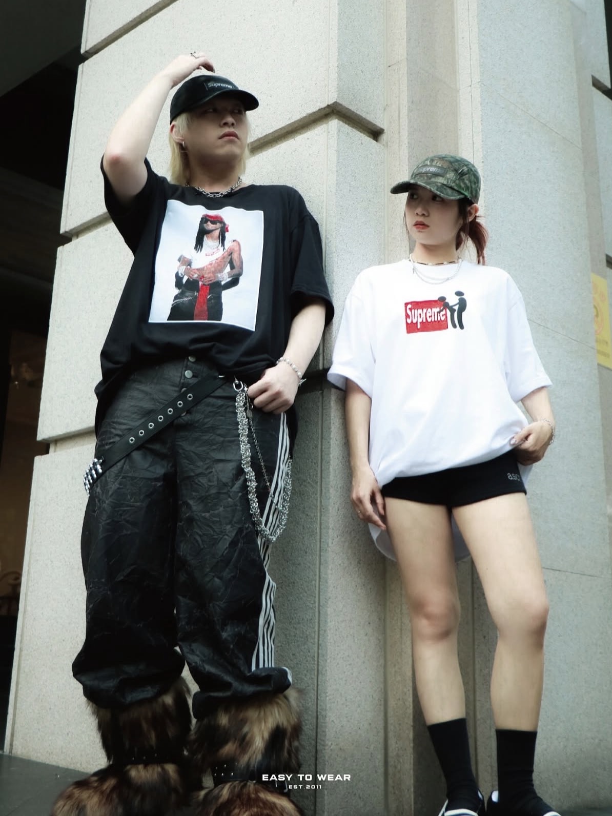 Supreme Stick T-Shirt White - 25FW 착용 스타일 - 1