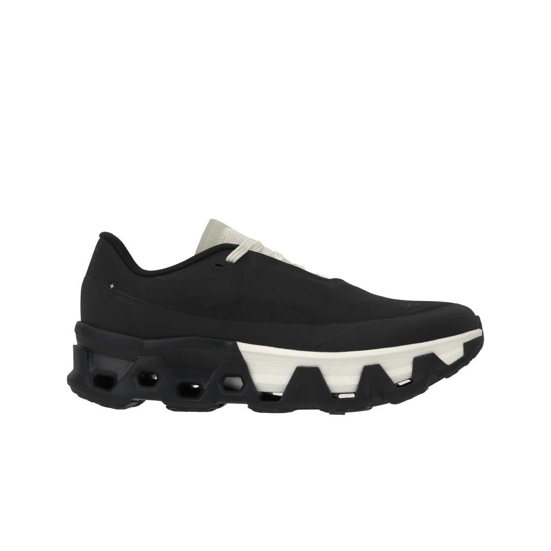 3MF30931043 On Running x Post Archive Faction (Paf) Cloudmonster Hyper Black