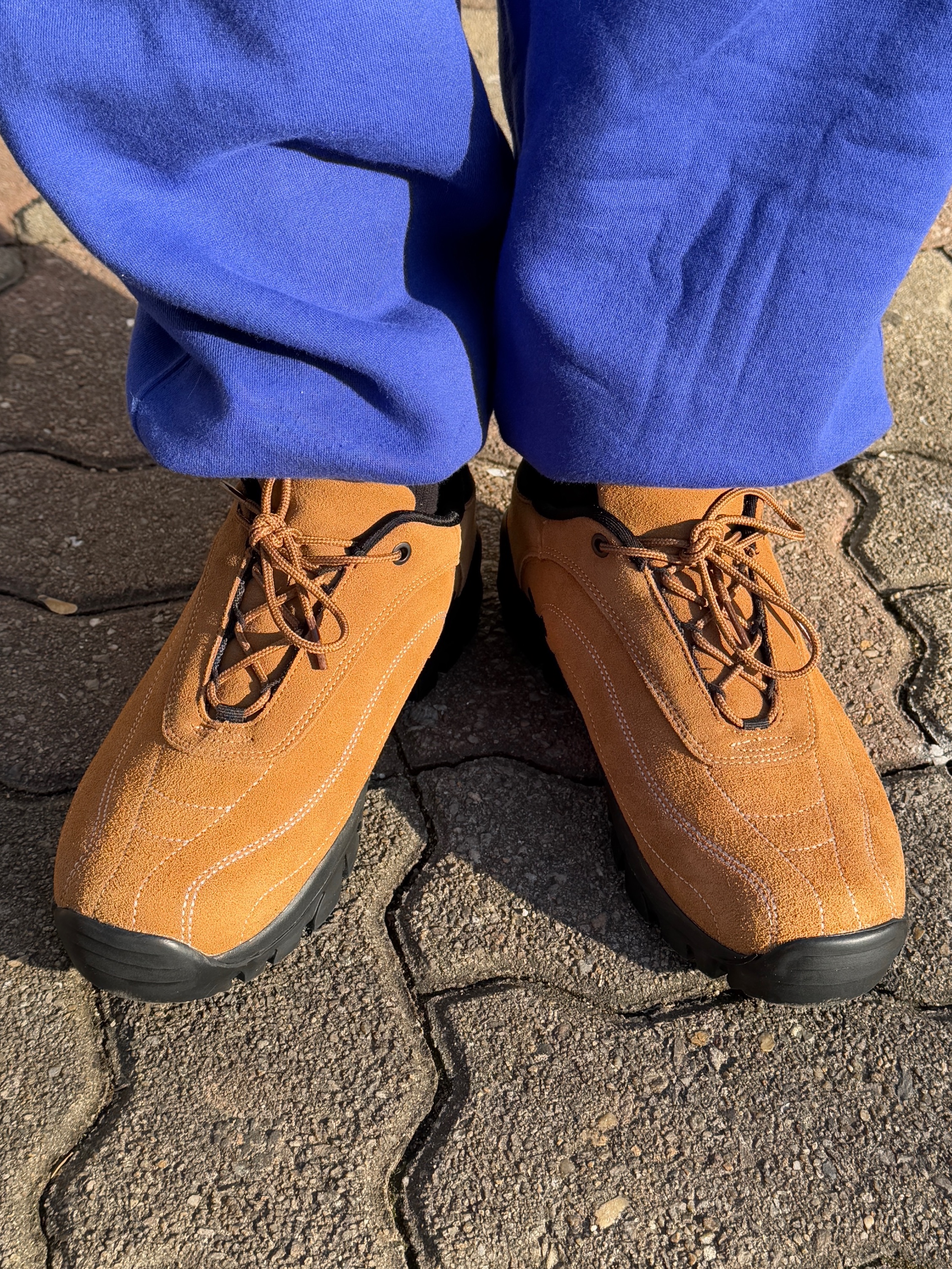 COREOFALCHEMY Balance Hyper Trekking Shoes Brown 착용 스타일 - 2