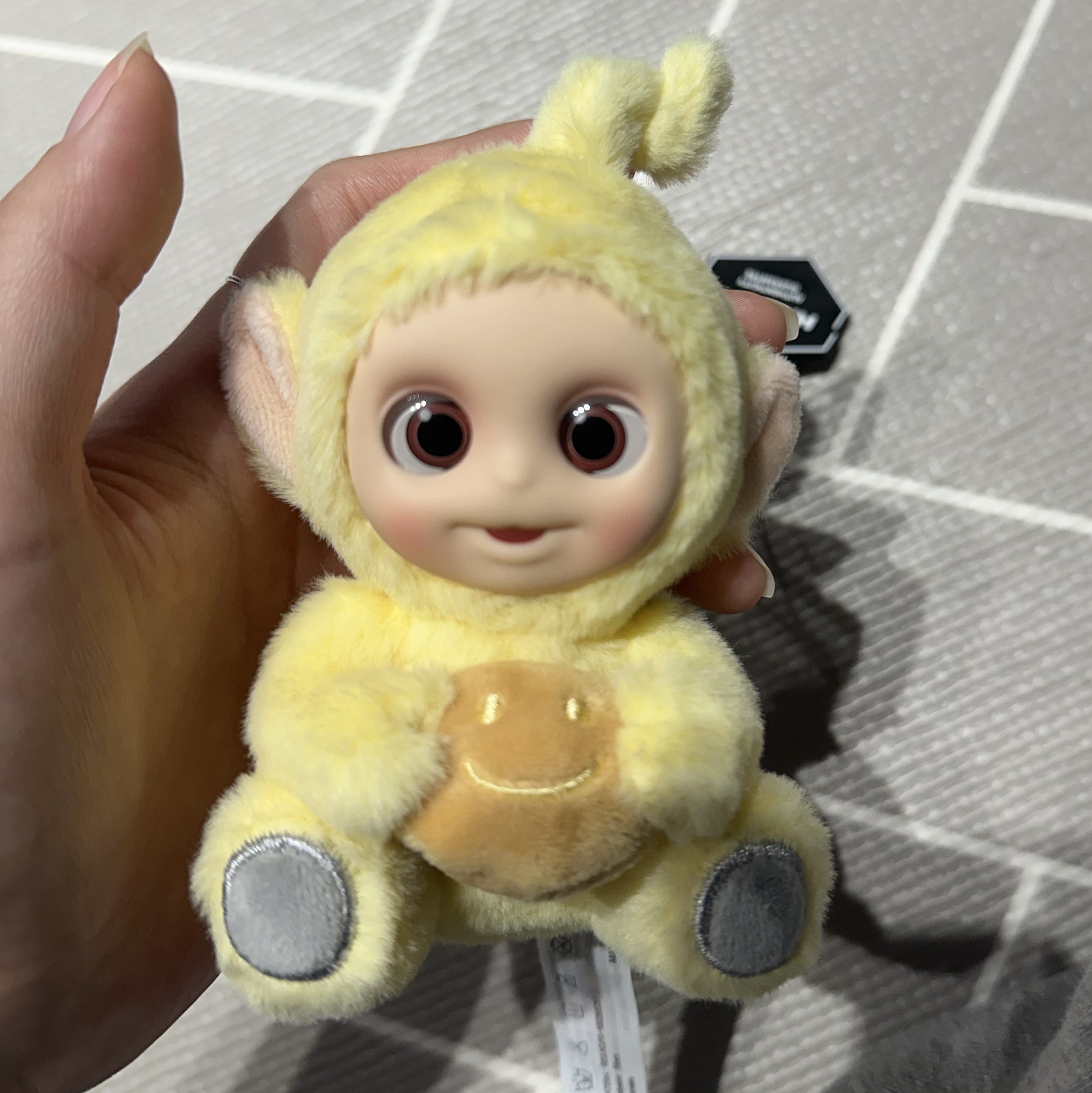 Pop Mart Teletubbies Say Hello Series Figures Sealed Case Laa Laa's Cheese Toast (Opened Case) 착용 스타일