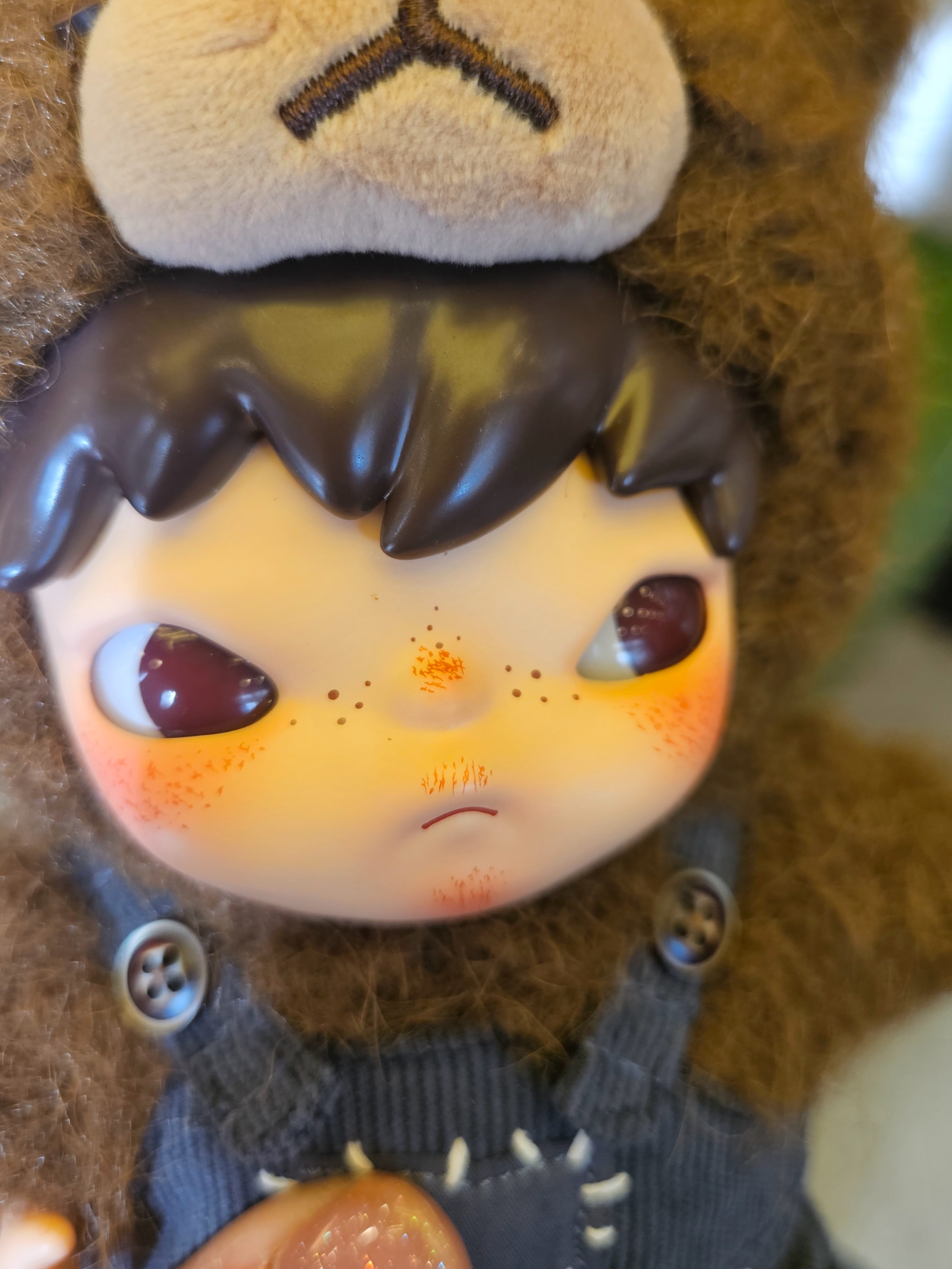 Pop Mart Hirono Living Wild-Fight For Joy Plush Doll, Starbucks x BAPE Baby Milo Keychain 착용 스타일 - 3