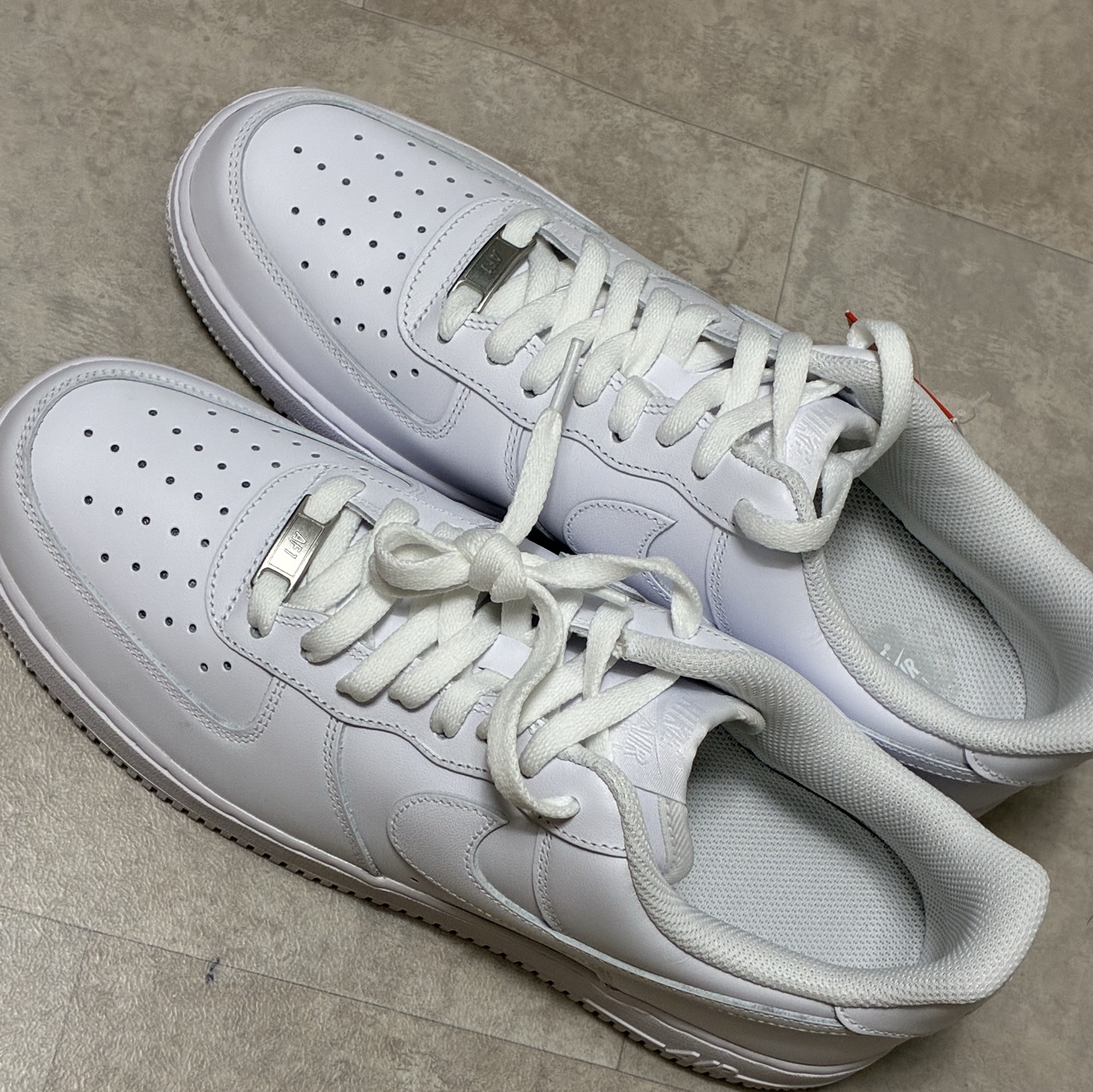 Nike Air Force 1 '07 Low White 착용 스타일