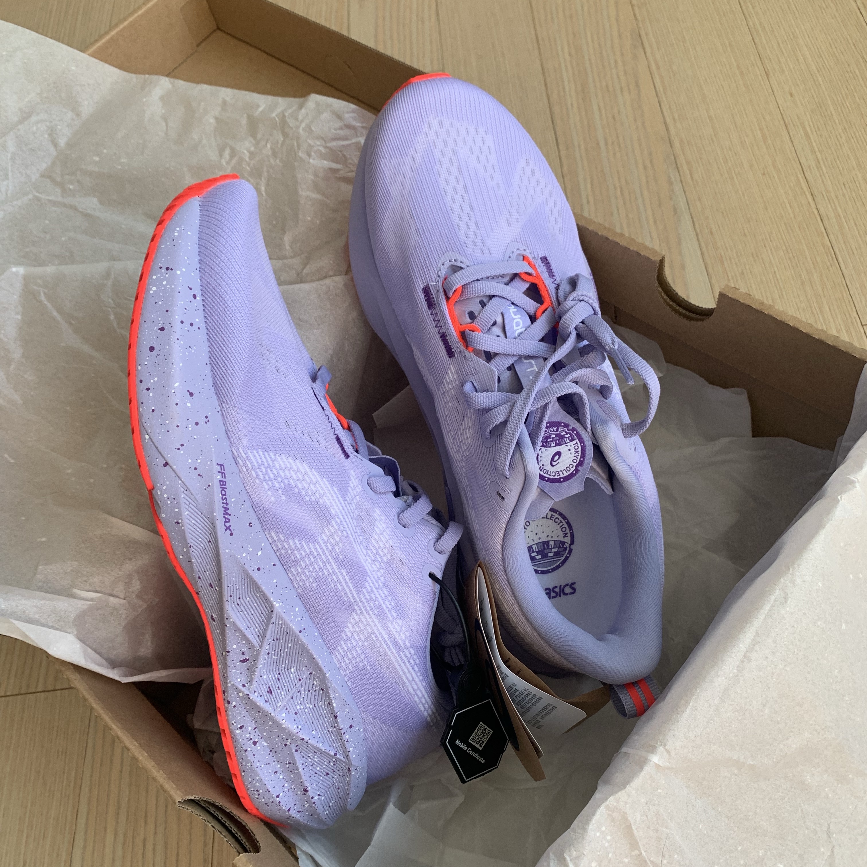 (W) Asics Novablast 5 Tokyo Vapor Edo Purple 착용 스타일 - 1