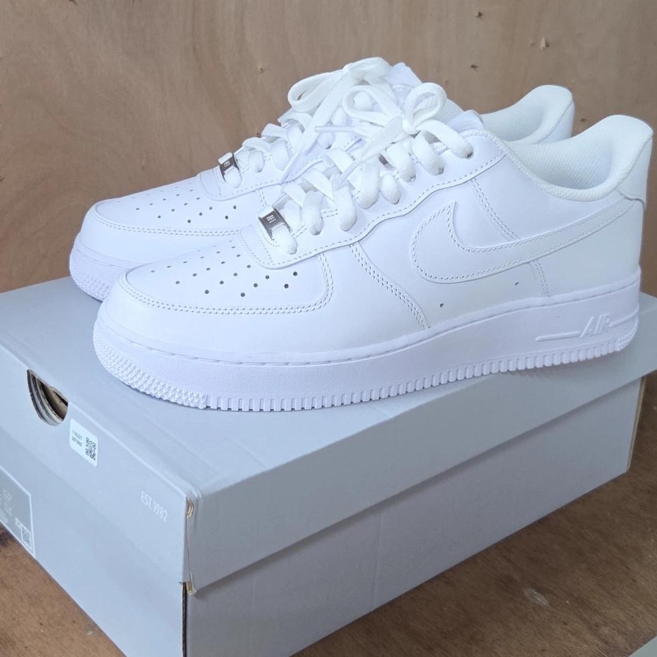 Nike Air Force 1 '07 Low White 착용 스타일