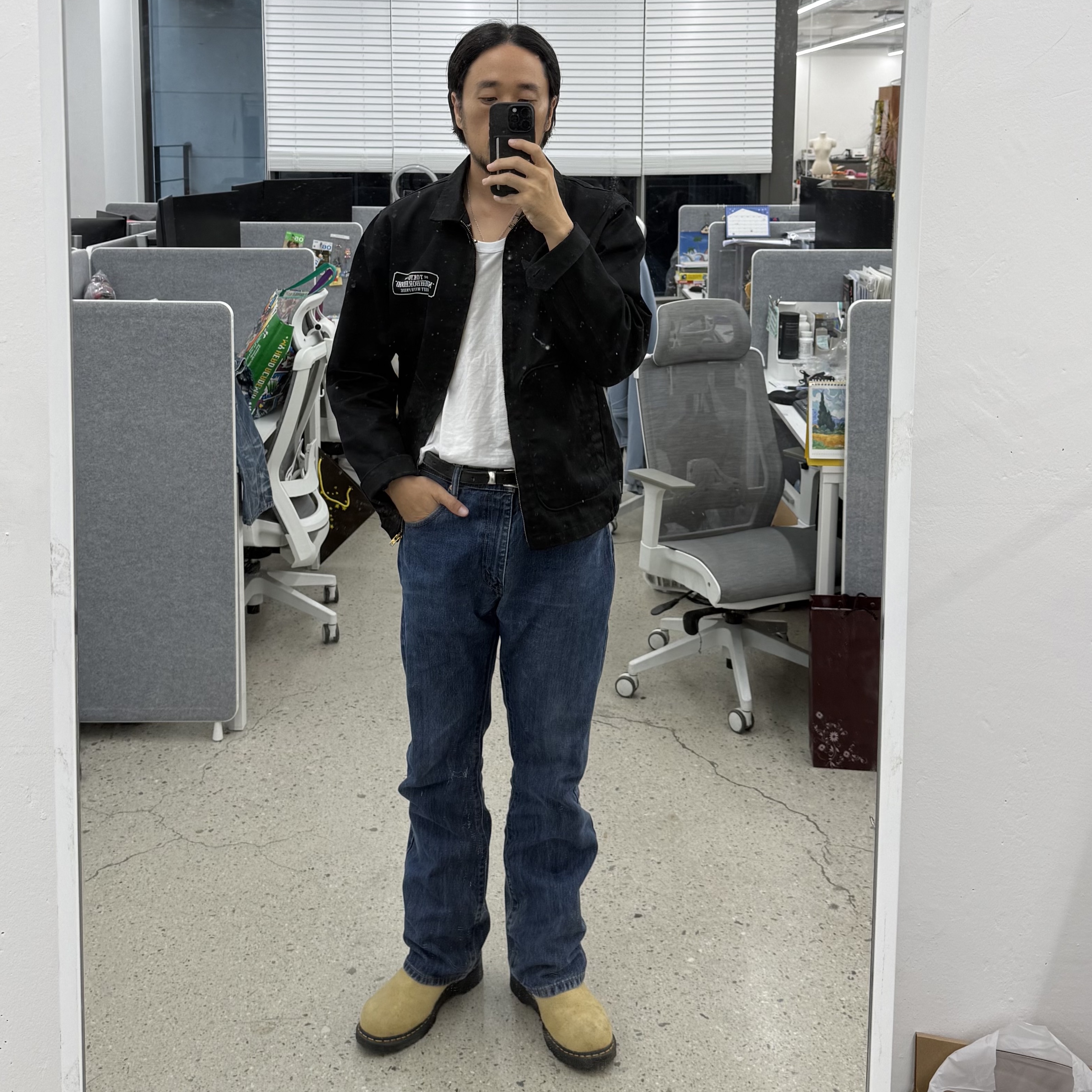Dr. Martens x Stussy 2295 Decon Sand Hairy Suede Boots Tan, Our Legacy Belt 2cm Leather Black 착용 스타일 - 2