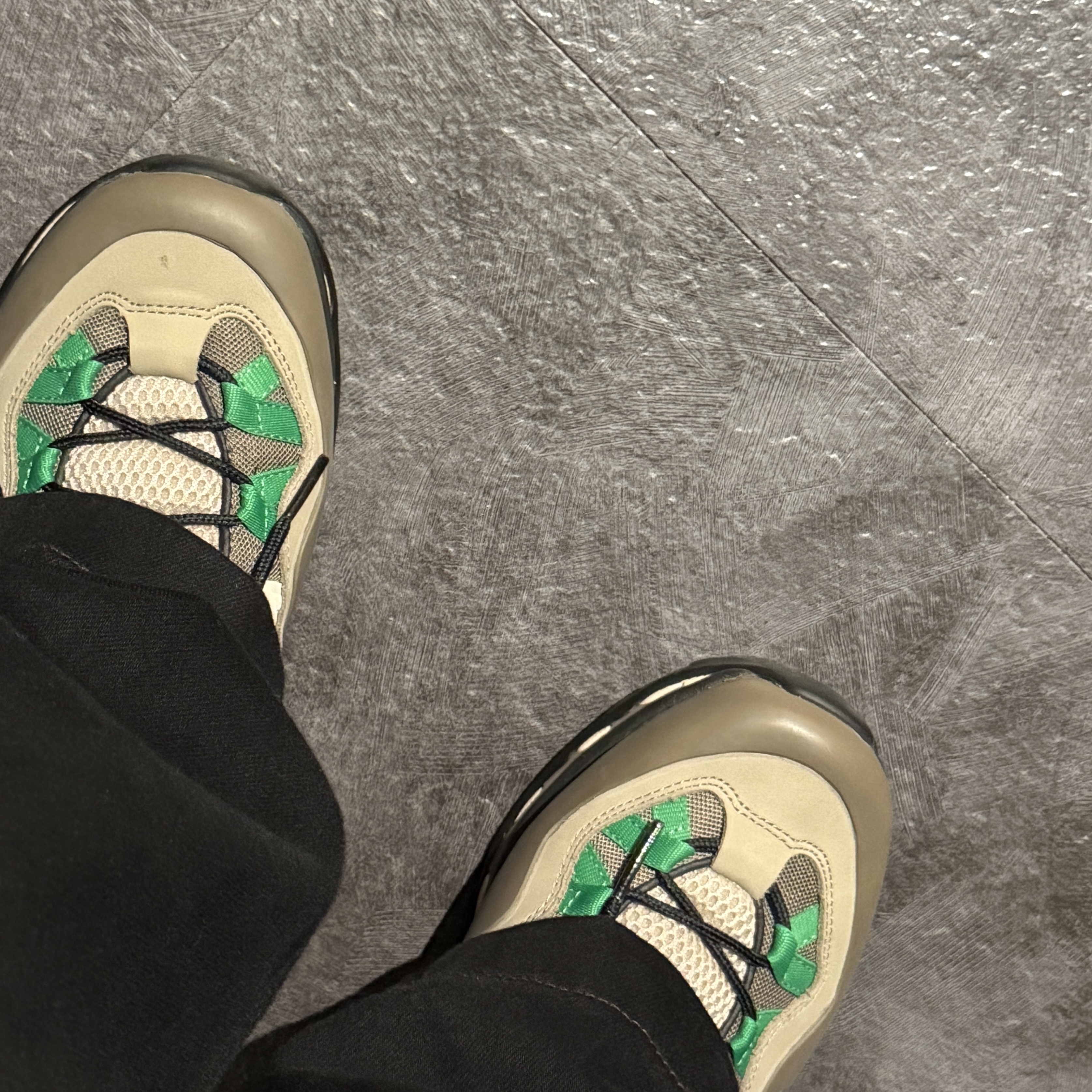 Salomon XT-Quest 2 Falcon Cement 착용 스타일 - 2