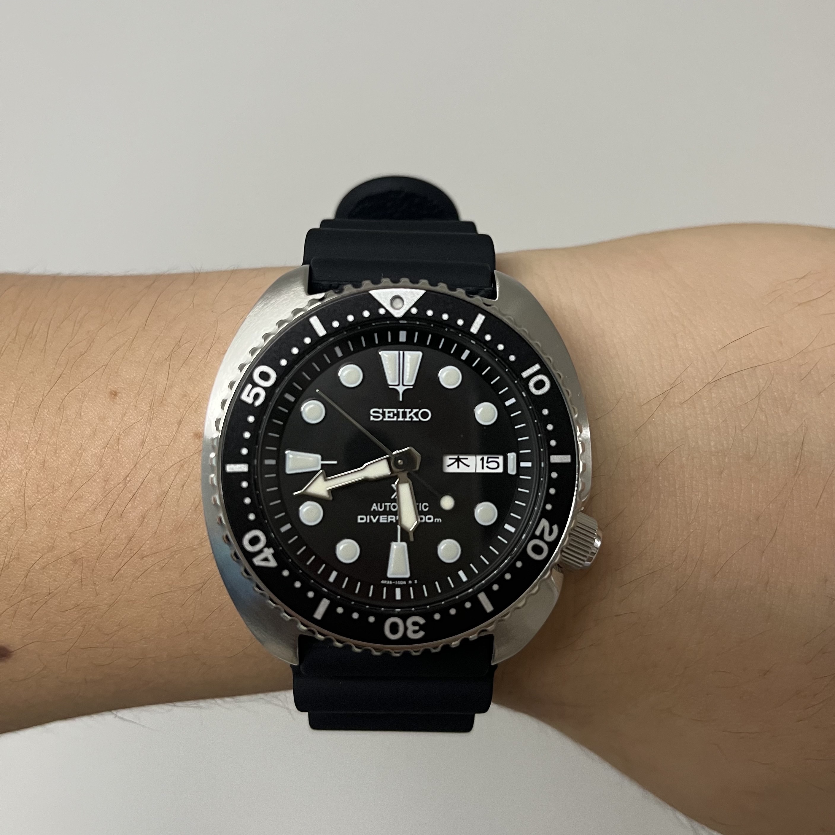 Seiko Prospex SRPE93 Black 착용 스타일