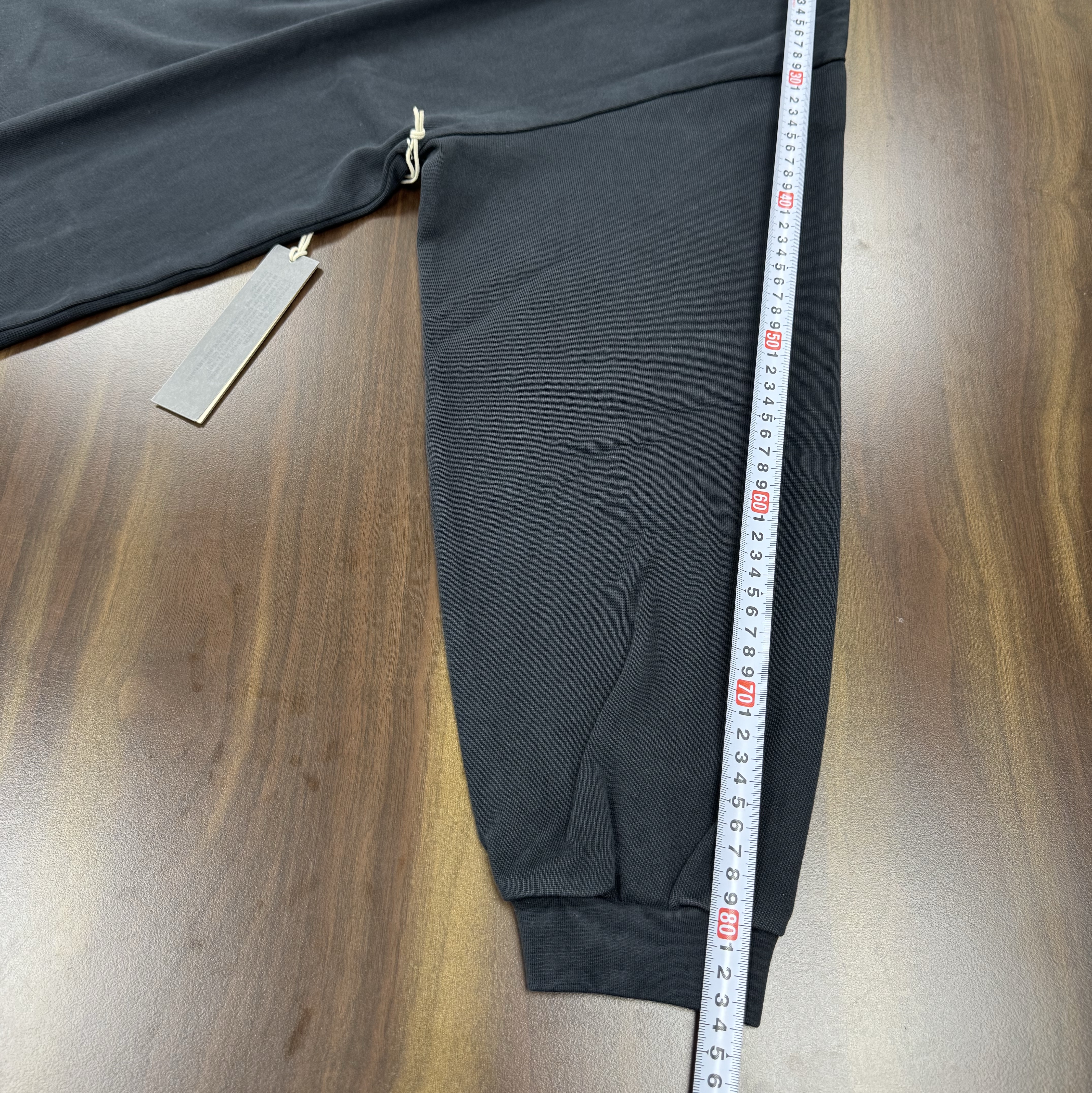 Essentials Heavy Long Sleeve T-Shirt Black - 24FW 착용 스타일 - 3