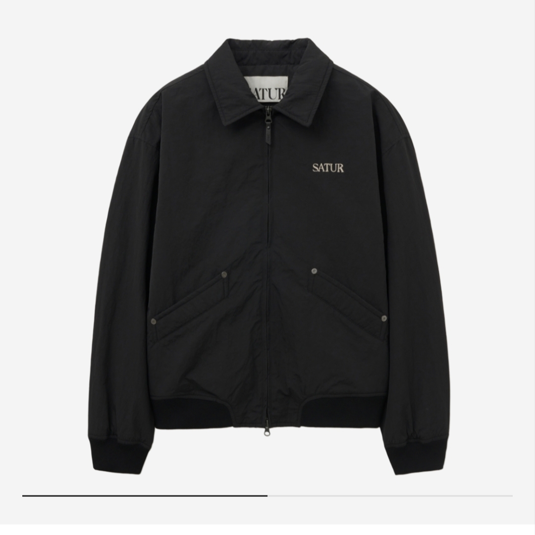 [KREAM 단독] Kims Fruits Sat Is The Best Day, SATUR Maron Nylon Padded Bomber Jacket Black 착용 스타일 - 2