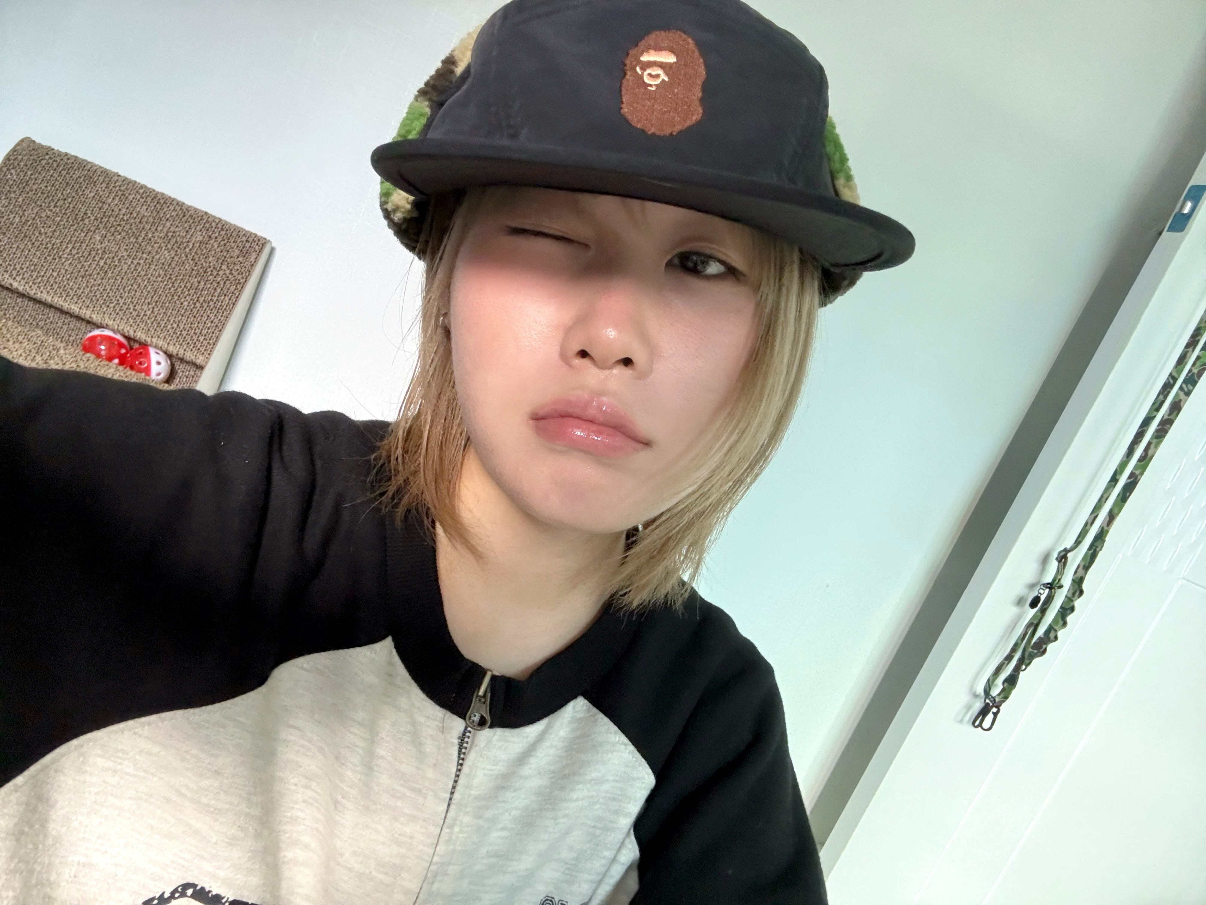 BAPE ABC Camo Puffy Flight Cap Black 착용 스타일