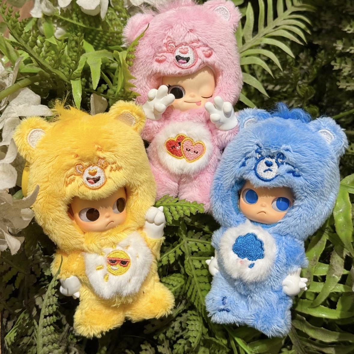 Pop Mart Zsiga x Care Bears Series Figures Sealed Case (12 Blind Boxes), Pop Mart Zsiga x Care Bears Series Figures Sealed Case (1 Blind Box) 착용 스타일