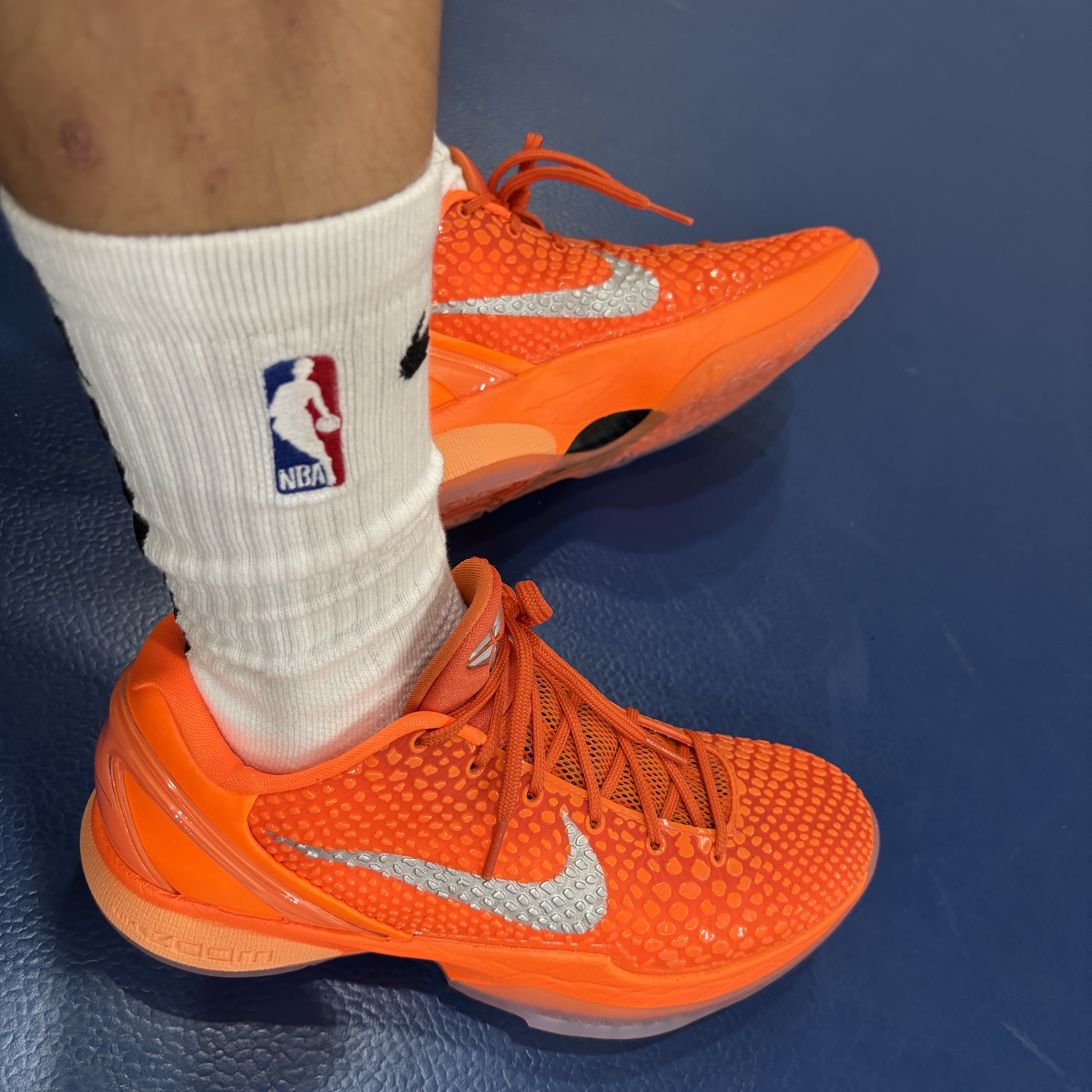 Nike Elite NBA Crew Socks White (Korean Ver.), Nike Kobe 6 Protro Total Orange 착용 스타일 - 2