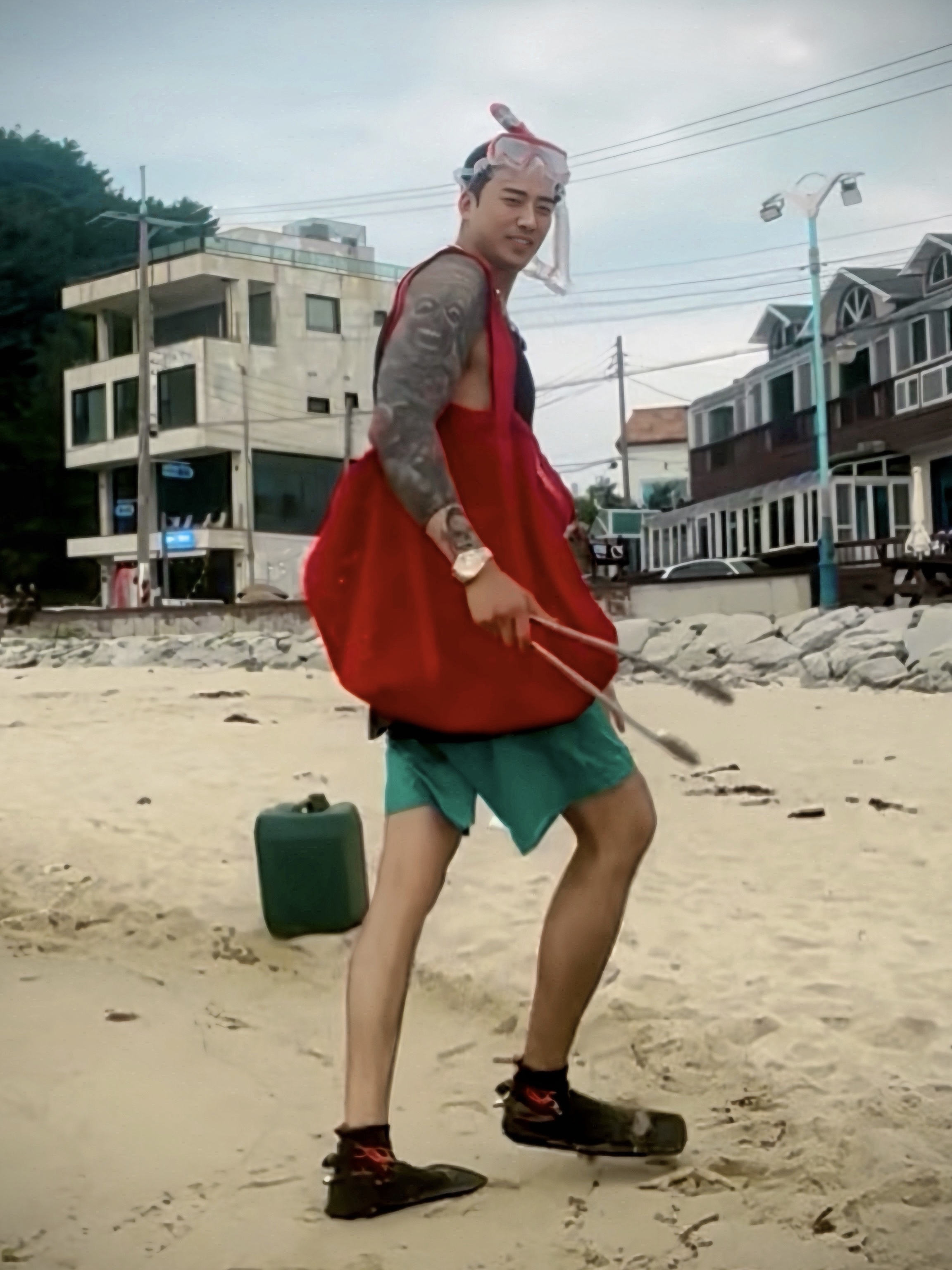 Supreme x Cressi Snorkel Set Red - 19SS, Supreme Mesh Tote Bag Red - 25SS 착용 스타일
