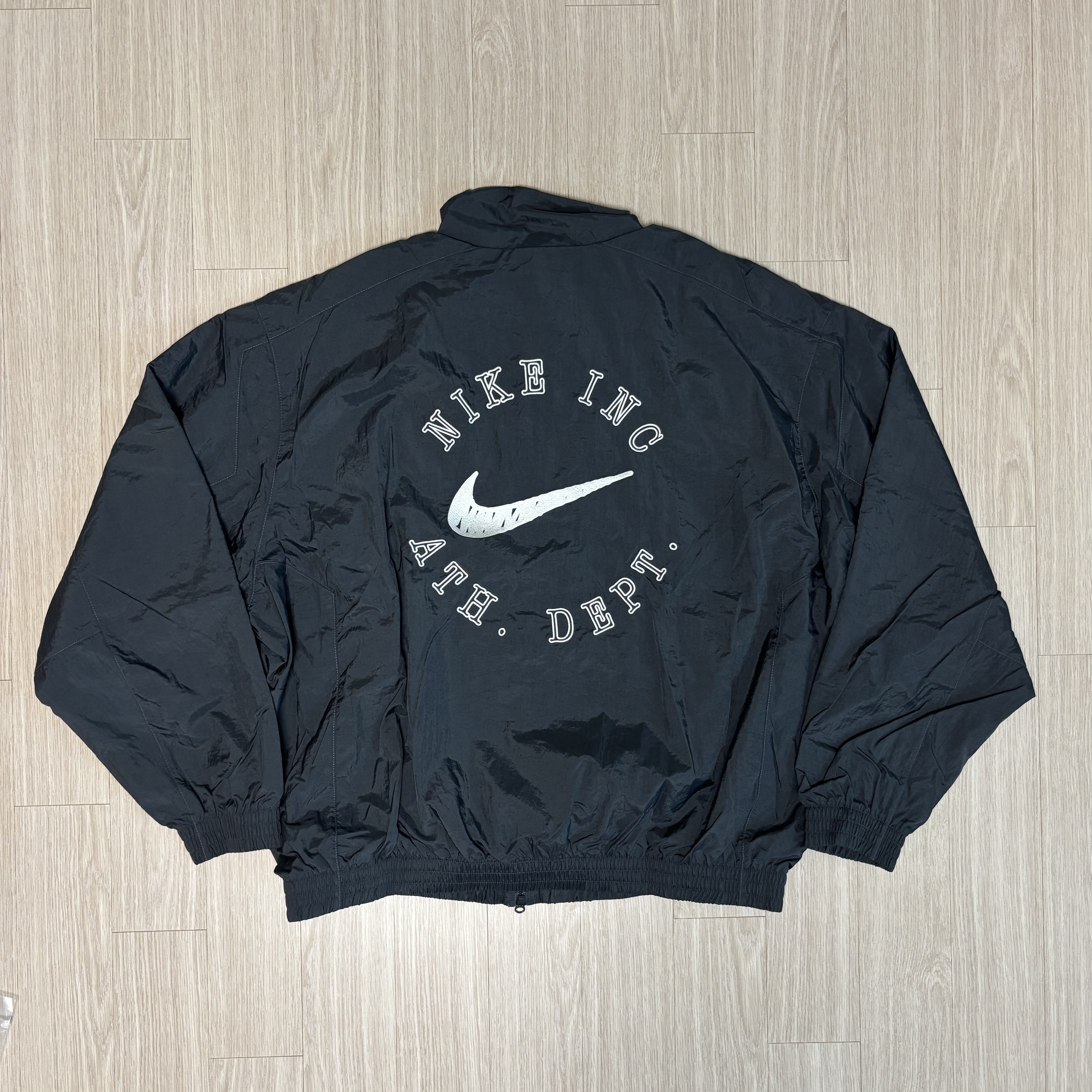 Nike Club Oversized Woven Track Jacket Off Noir College Grey - Asia 착용 스타일 - 2
