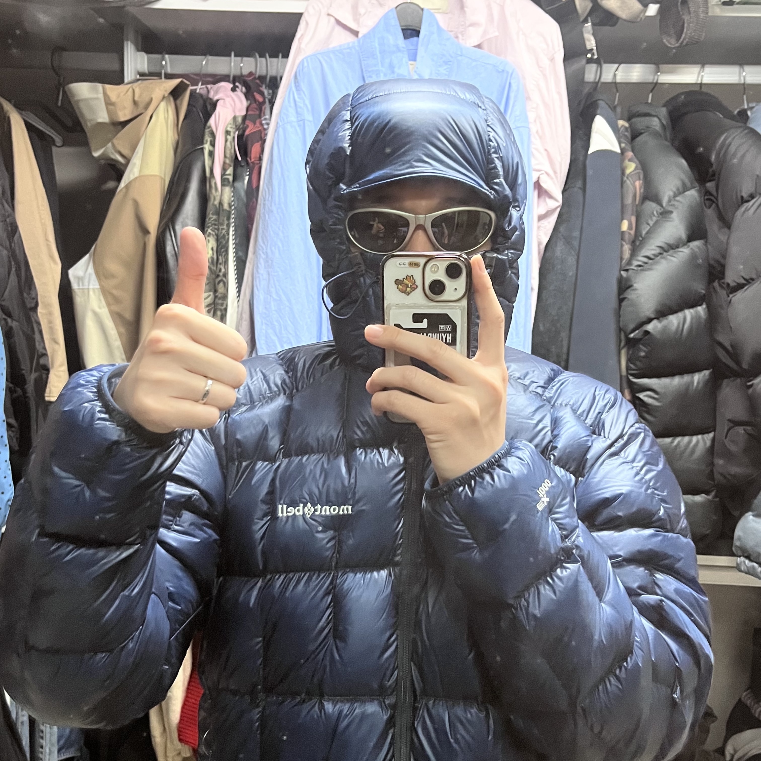 Montbell Plasma 1000 Alpine Down Parka Pure Indigo 착용 스타일