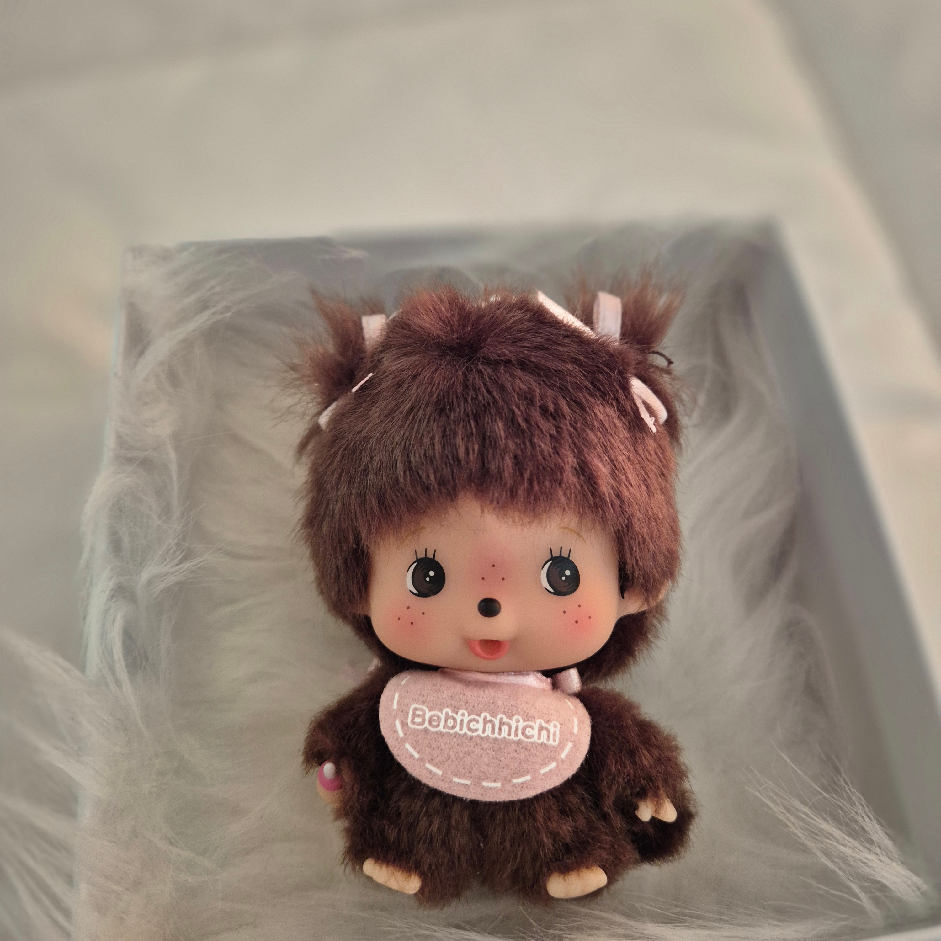 Monchhichi Bebichhichi Bighead SS Girl Key Chain Pink 착용 스타일