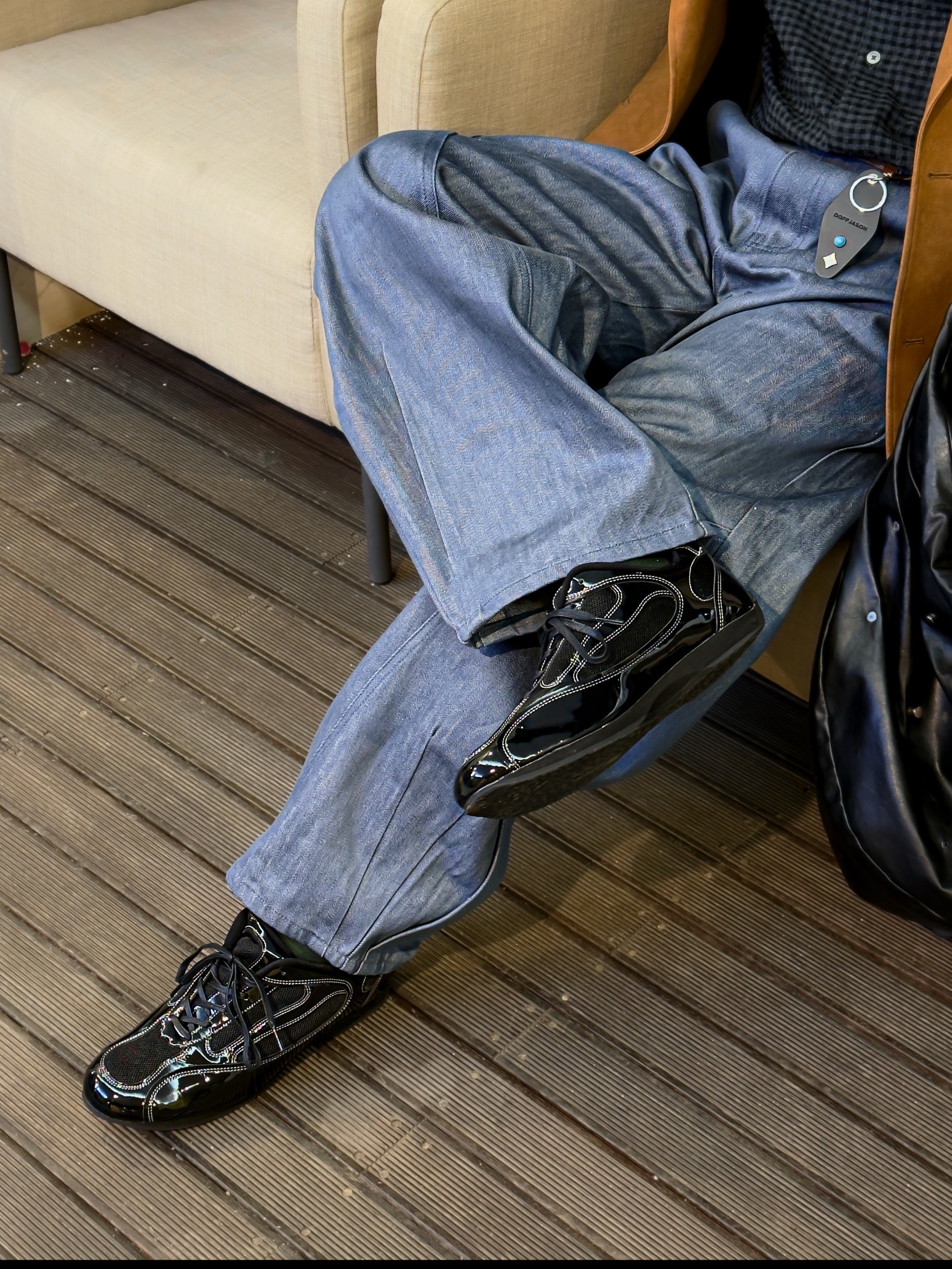 COREOFALCHEMY Runner Challenger Street Shoes Black 착용 스타일 - 3