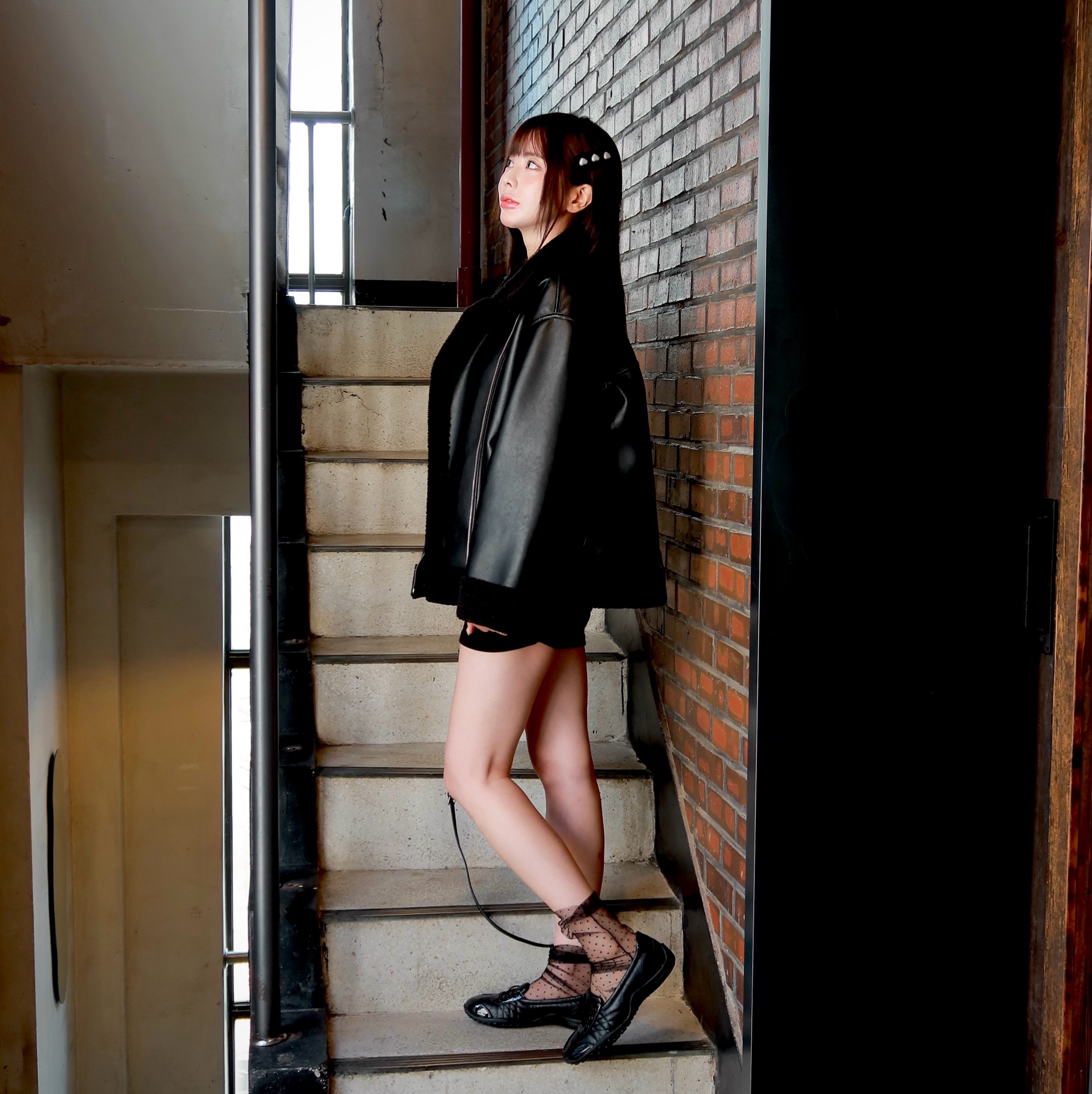 COREOFALCHEMY Comfort Plie MaryJane Black 착용 스타일 - 2