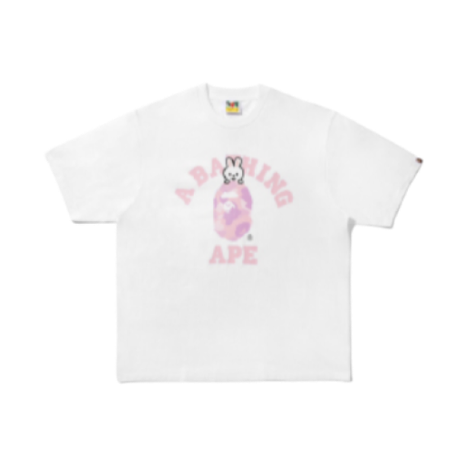 베이프 x 스트레이 키즈 컬리지 티셔츠 리노(BAPE x Stray Kids College T-Shirt Leebit) - 1