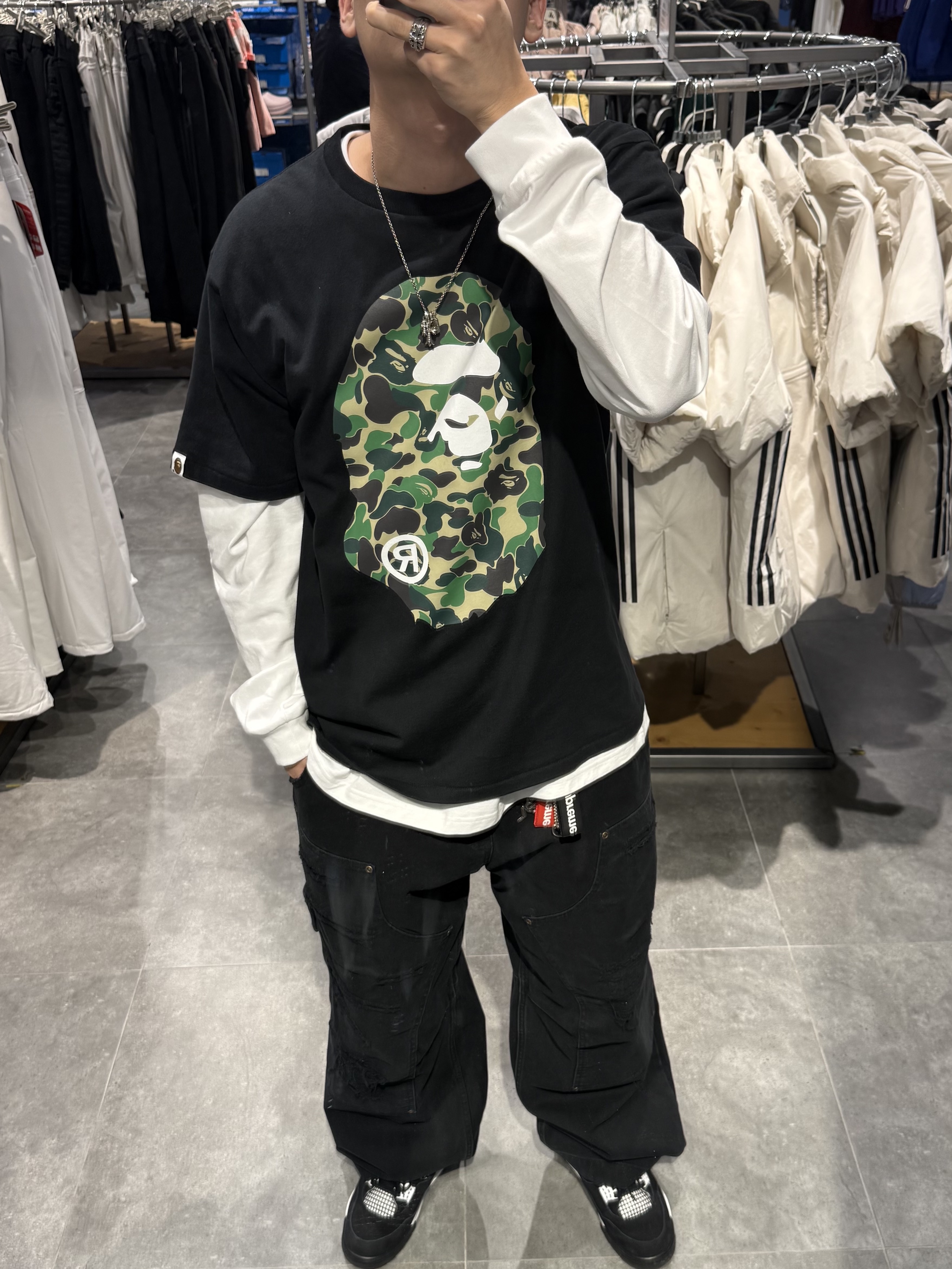 BAPE ABC Camo Big Ape Head T-Shirt Black Green, ETCE Double Knee Destroyed Pants Black 착용 스타일