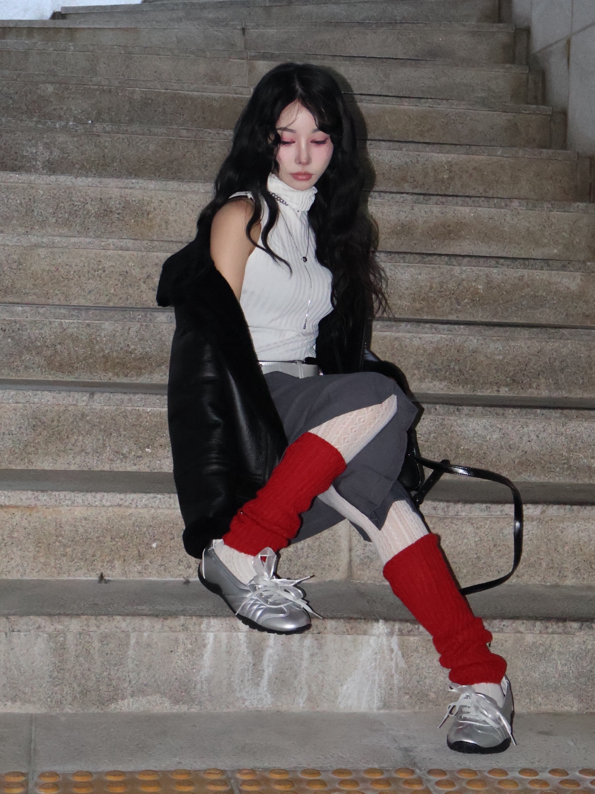 COREOFALCHEMY Comfort Plie MaryJane Silver 착용 스타일 - 1