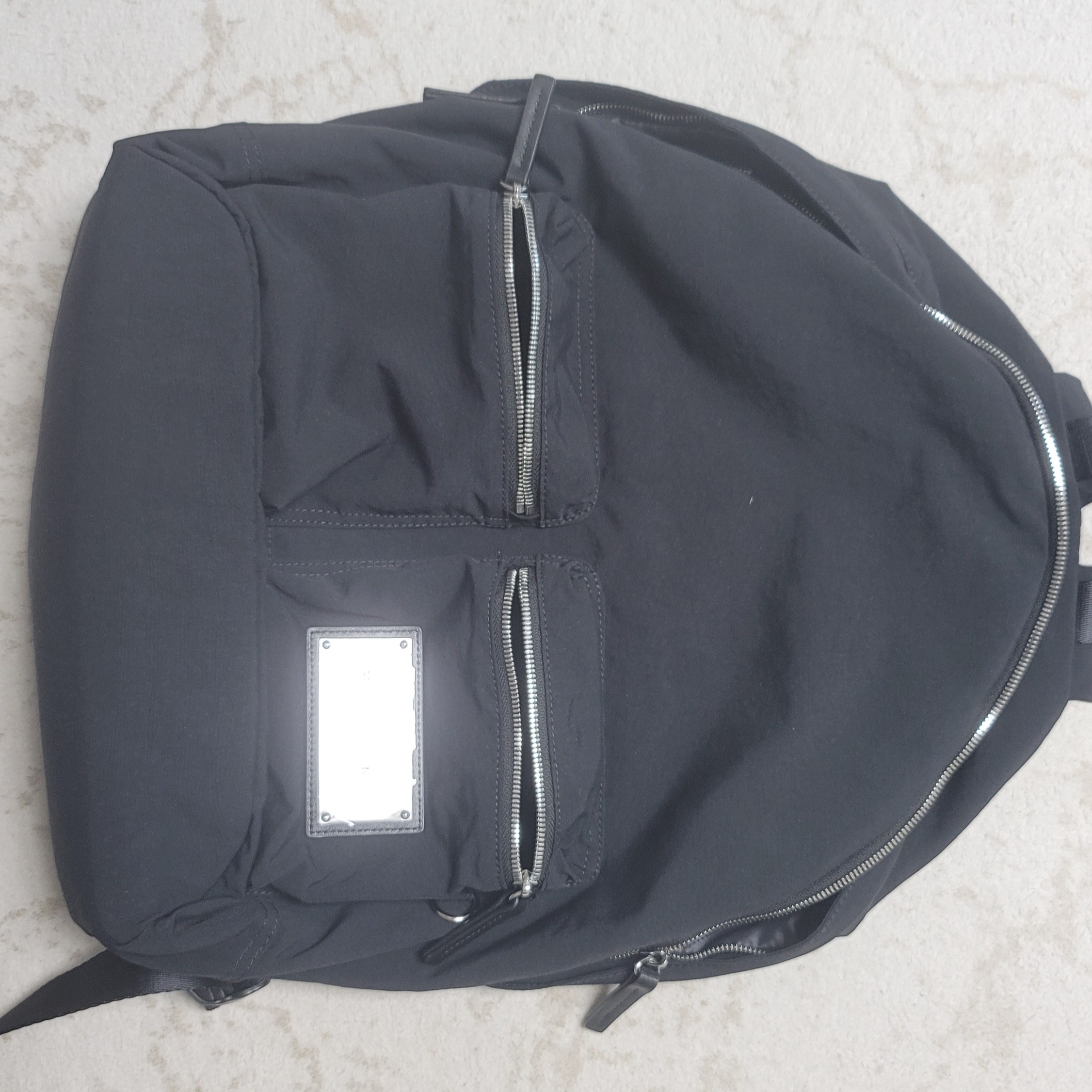 Matin Kim Cargo All Day Backpack Black 착용 스타일