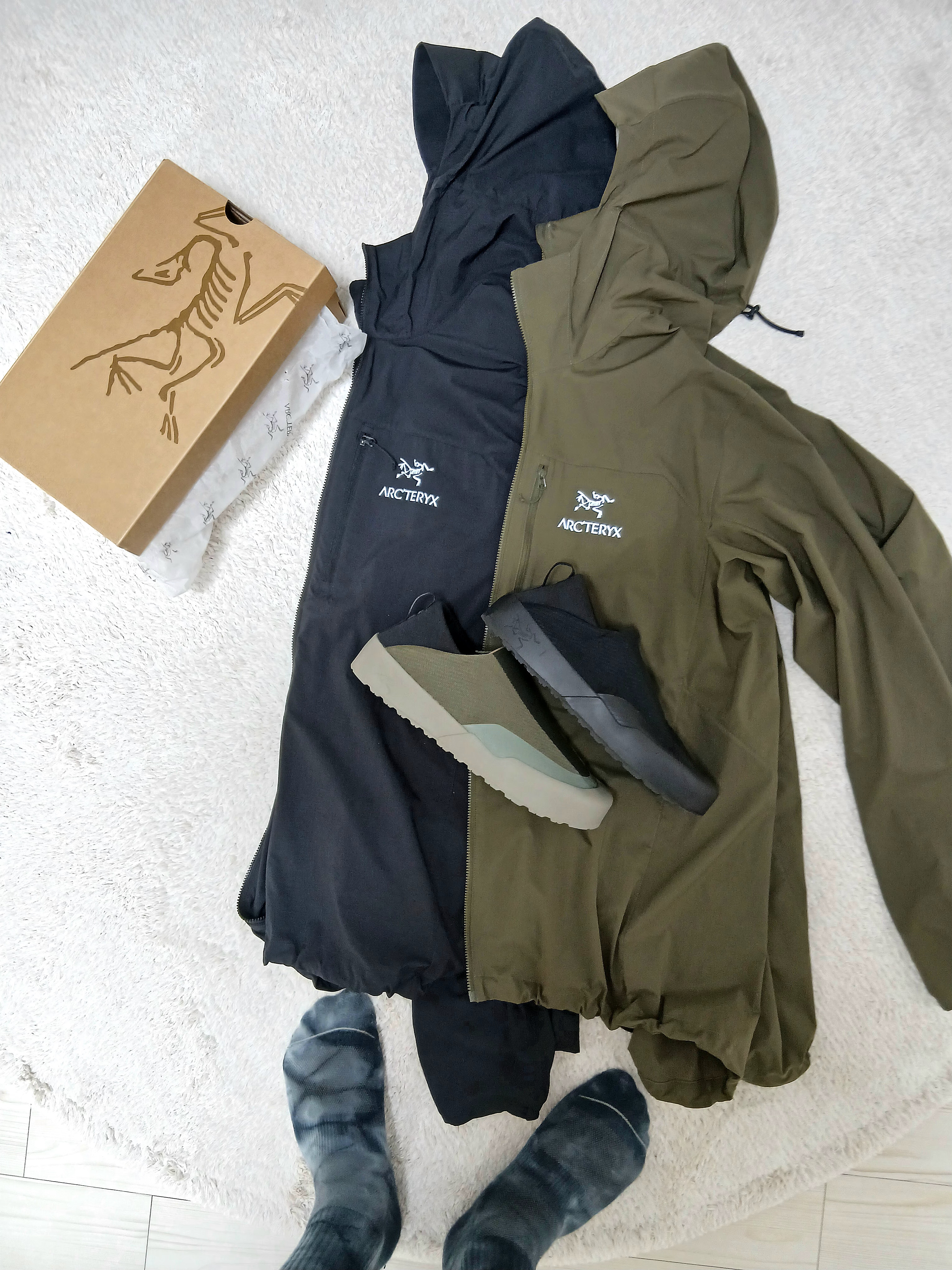 Arc'teryx Squamish Hoody Black, Arc'teryx Squamish Hoody Tatsu 착용 스타일