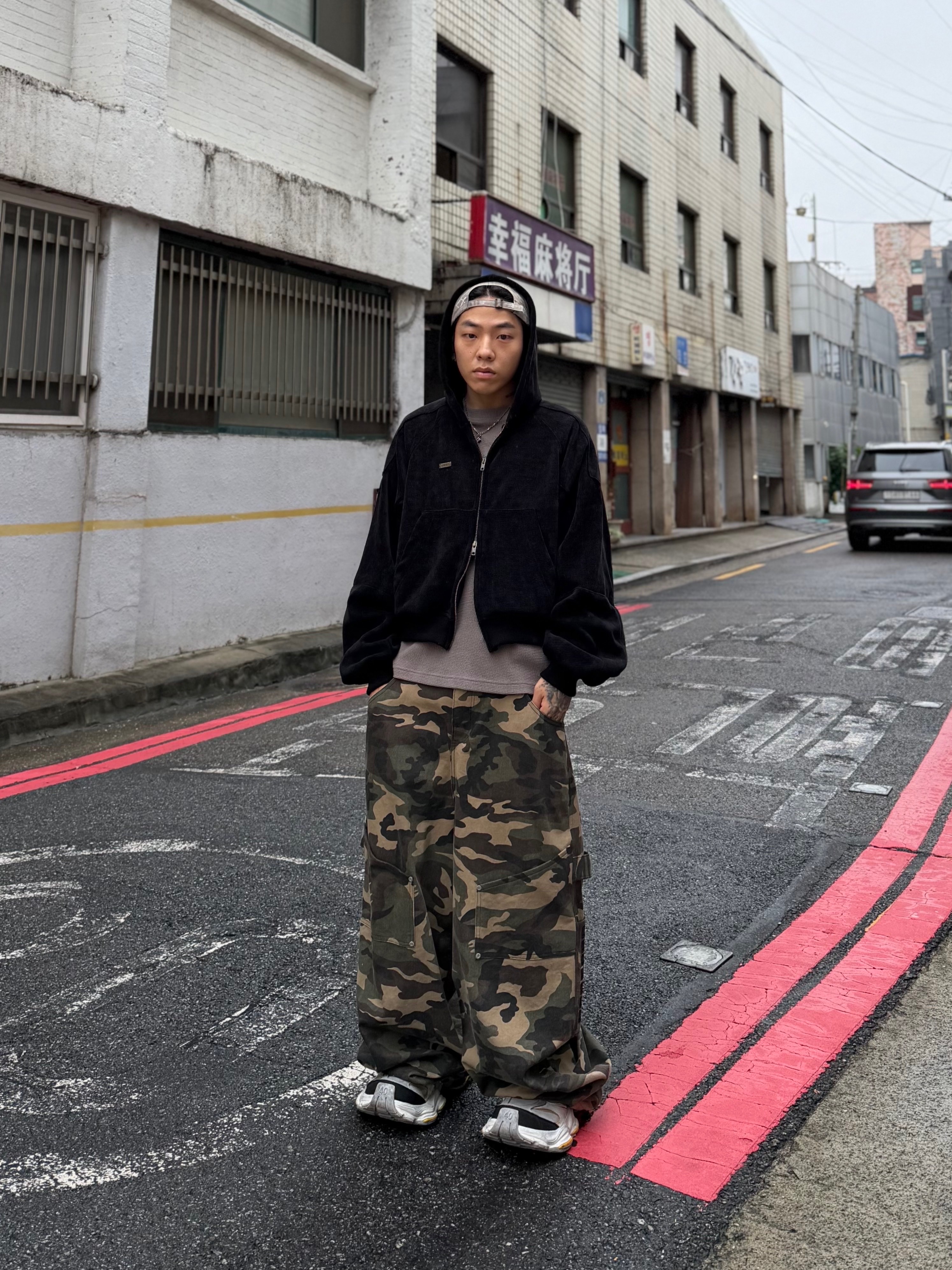 Ignota Core:8 Washed Long Sleeve T-Shirt Light Beige, [KREAM Exclusive] Aoiro 6-Panel Bone A/N Cap Mud 착용 스타일 - 3