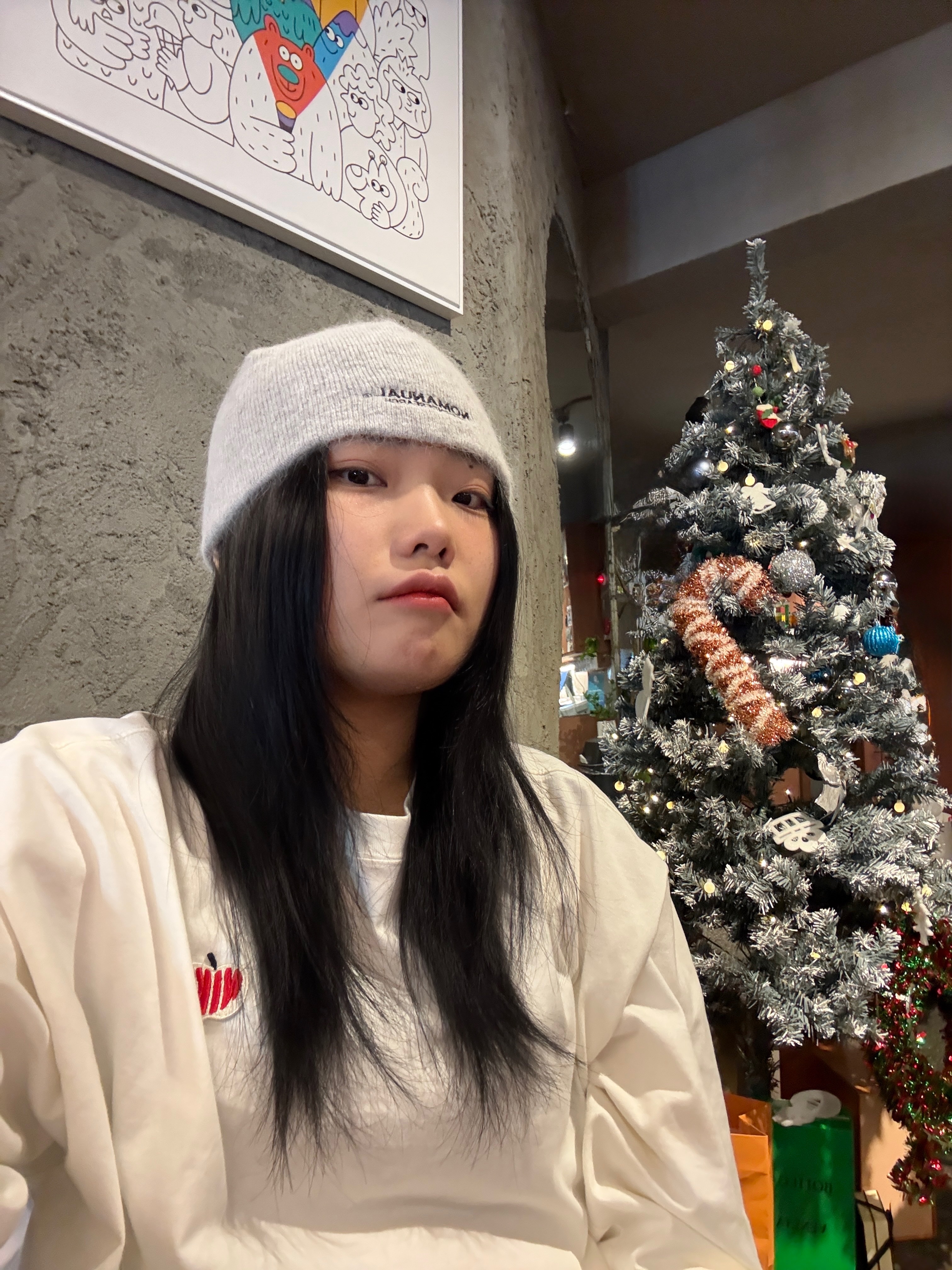 NOMANUAL NM Hairy Beanie Light Gray, (W) Nike NSW Oversized Long Sleeve Top Sail - Asia 착용 스타일 - 1