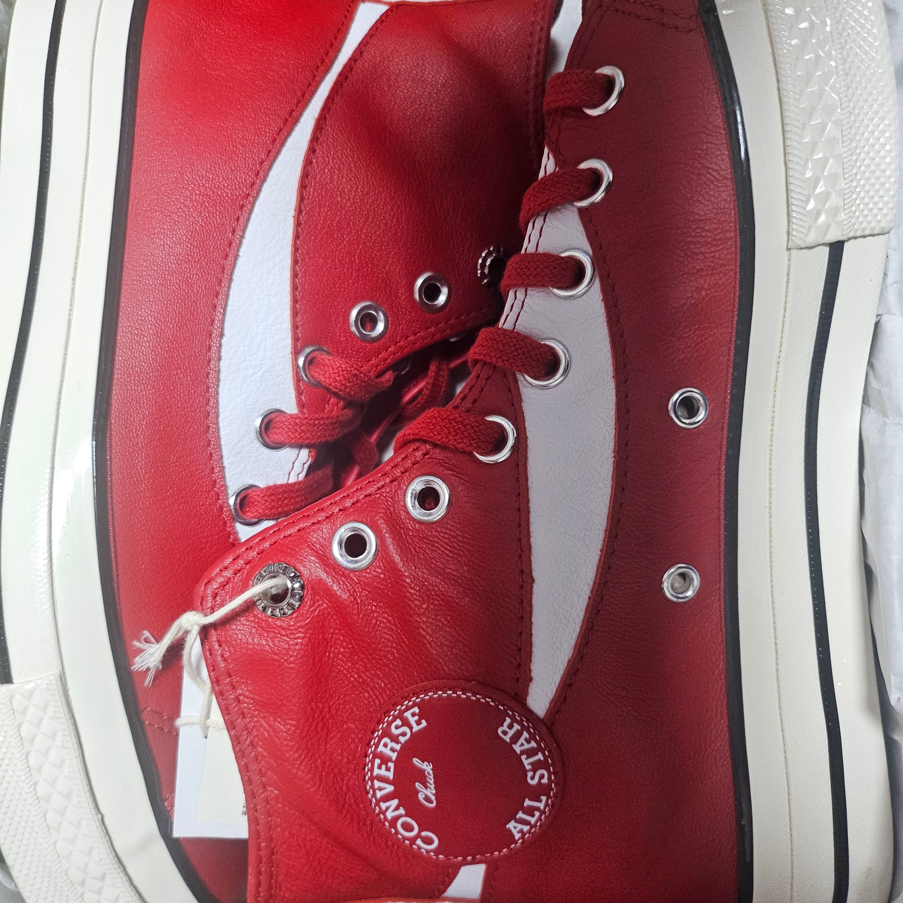 Converse x Coca-Cola Chuck 70 Hi Leather Racing Red Egret 착용 스타일 - 2
