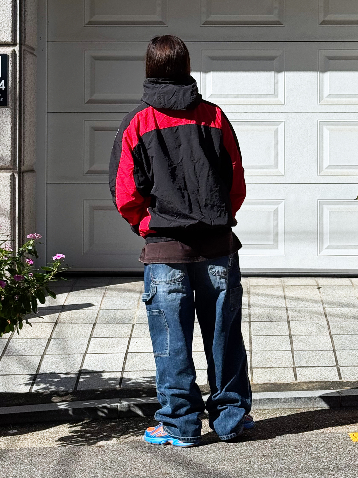 QT8 Garments Retro Hooded Track Jacket Black/Red, QT8 GARMENTS Double Knee Washed Pants Blue 착용 스타일 - 2