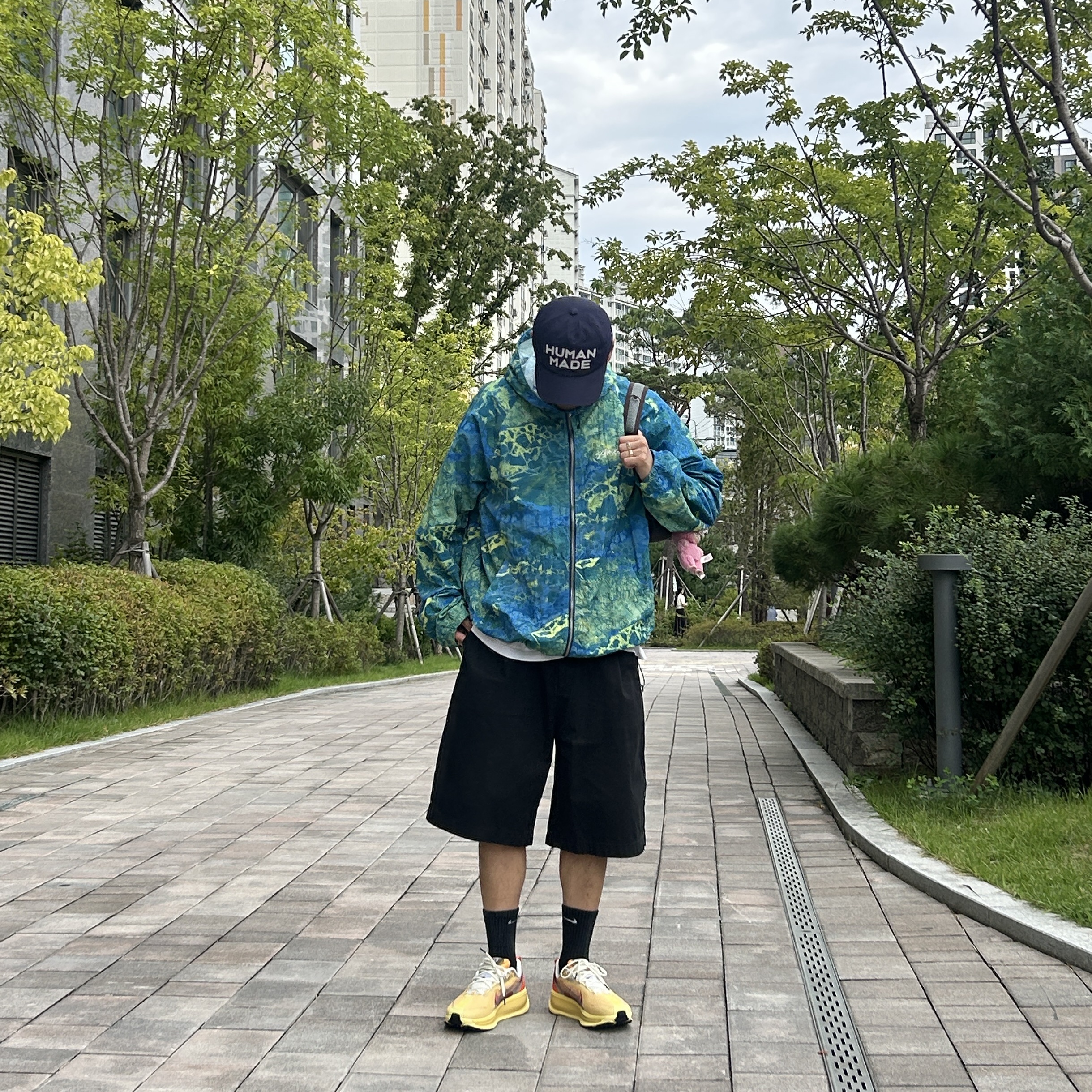 Stussy Realtree Wav3 Beach Shell Wave3 Blue Yellow, Human Made 5 Panel Nylon Cap Navy 착용 스타일
