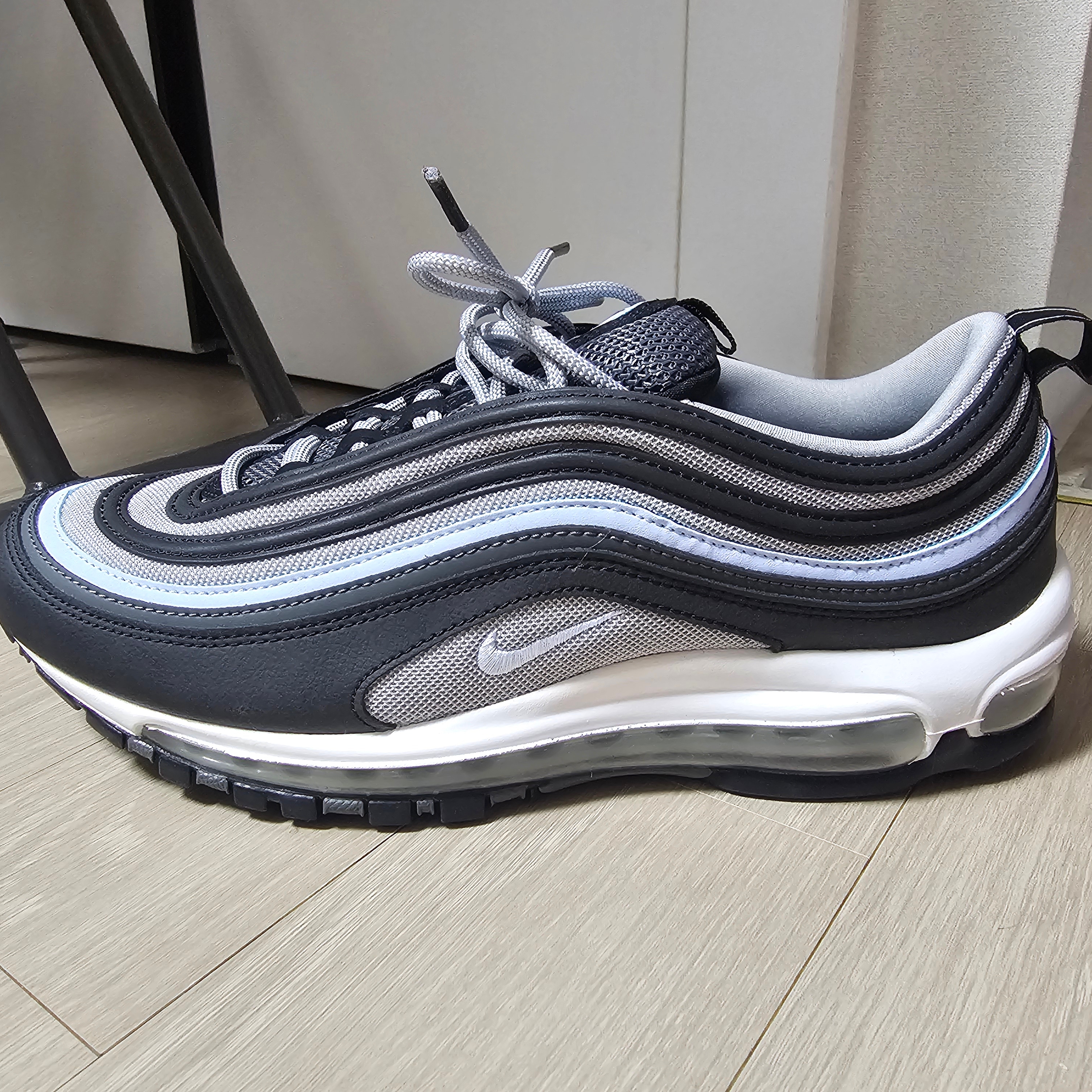 Nike Air Max 97 Black Blue Tint 착용 스타일 - 4