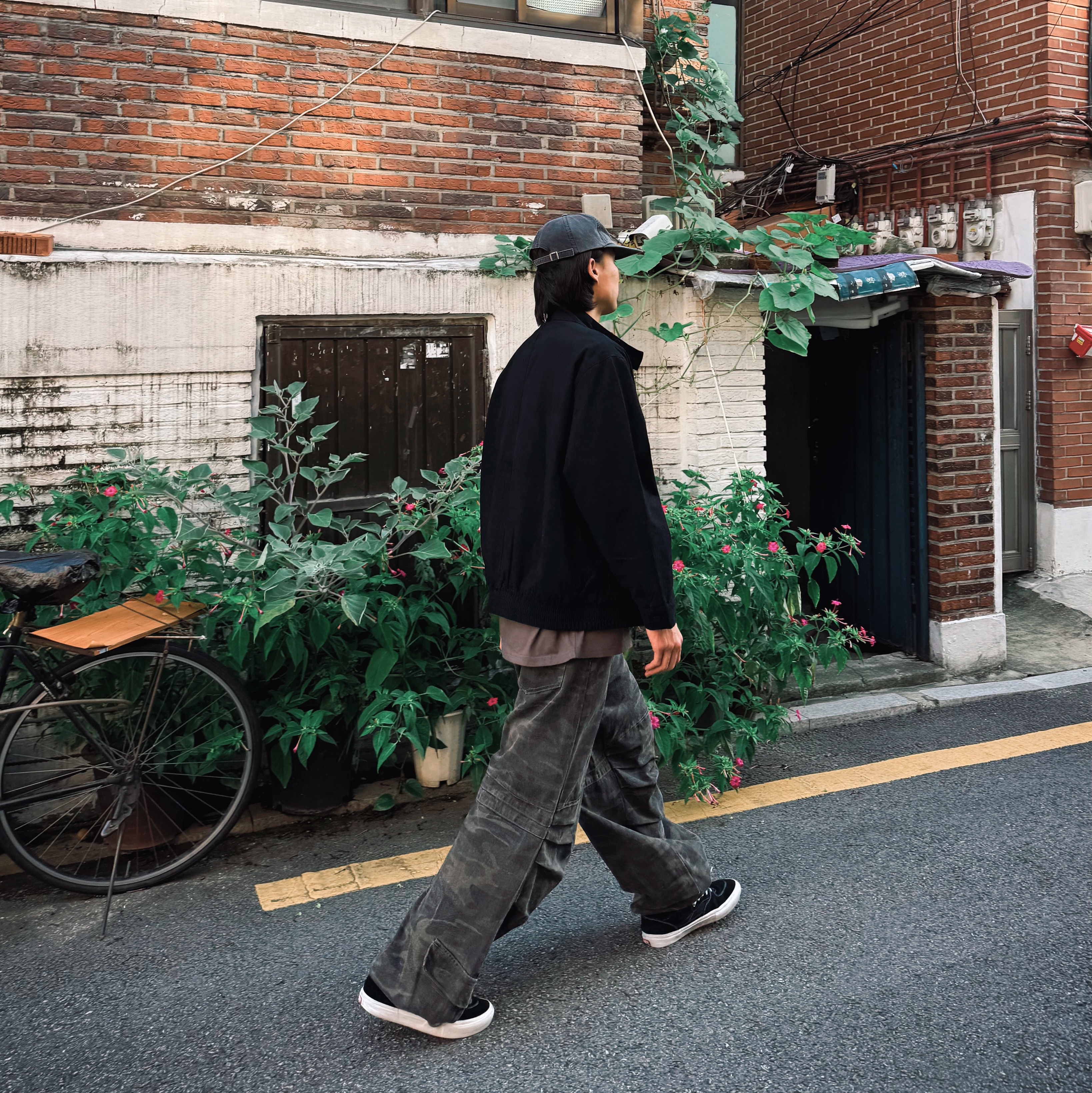 Vans Skate Half Cab Black 착용 스타일 - 5