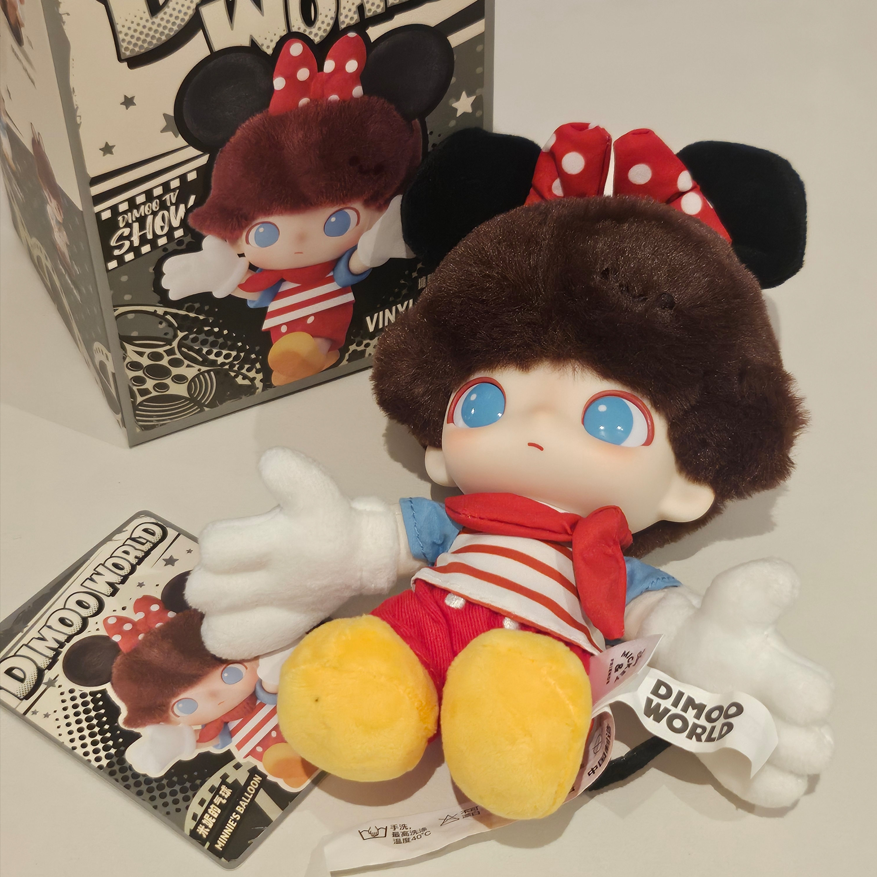 Pop Mart Pop Mart Dimoo World x Disney Series Plush Keyring Minnie's Balloon (Opened Case), Pop Mart Dimoo World x Disney Series Plush Keyring Sealed Case (6 Blind Boxes) 착용 스타일