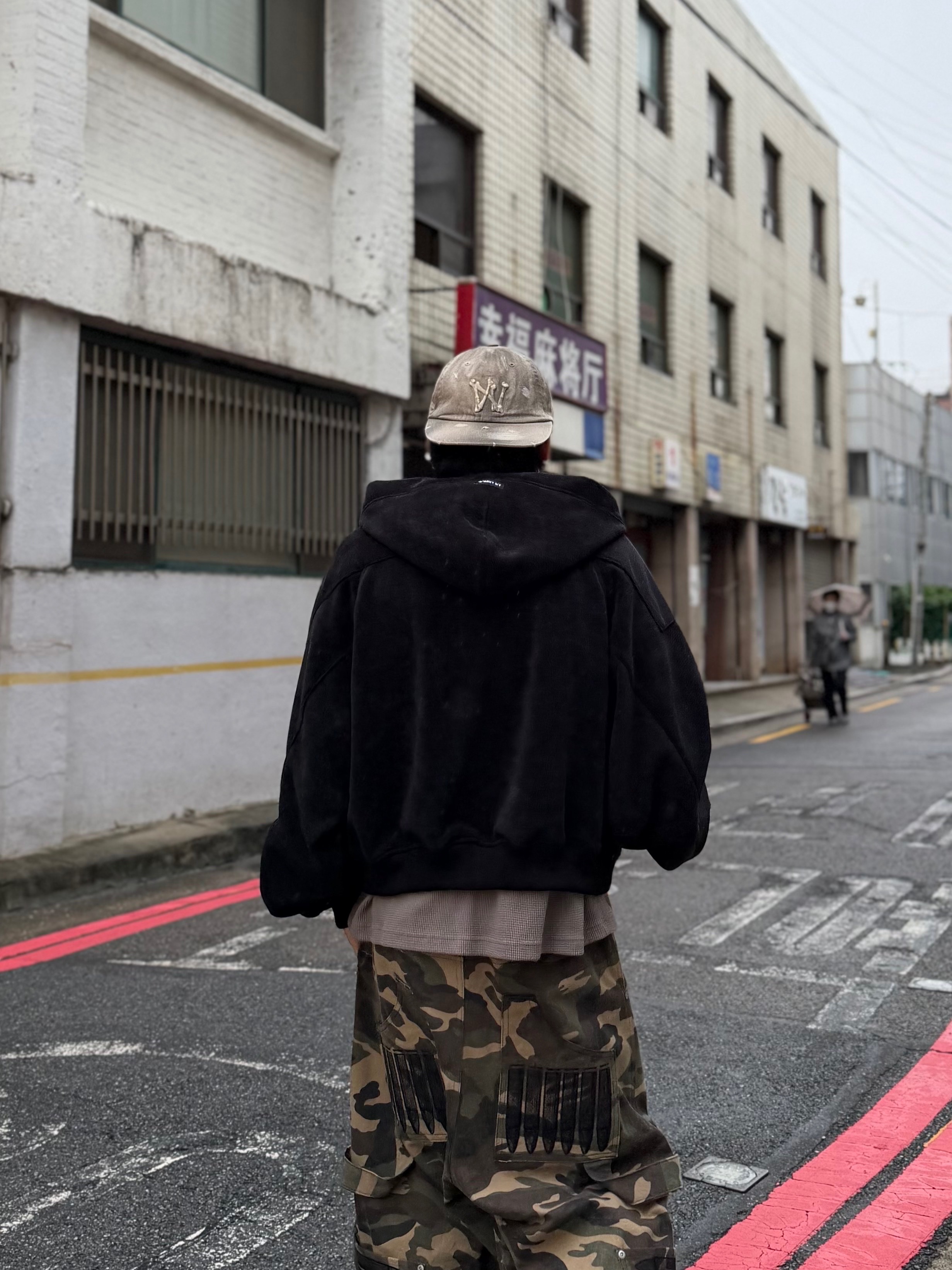 Ignota Core:8 Washed Long Sleeve T-Shirt Light Beige, [KREAM Exclusive] Aoiro 6-Panel Bone A/N Cap Mud 착용 스타일 - 7