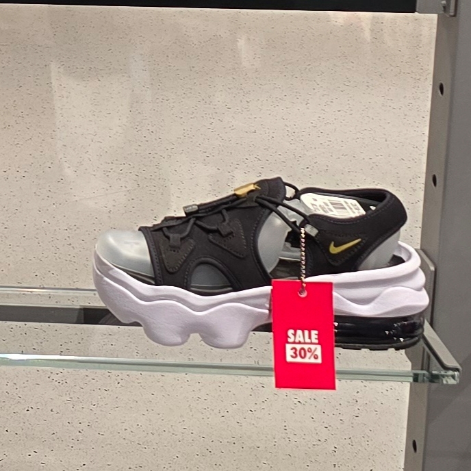 (W) Nike Air Max Koko Sandal Black White 착용 스타일