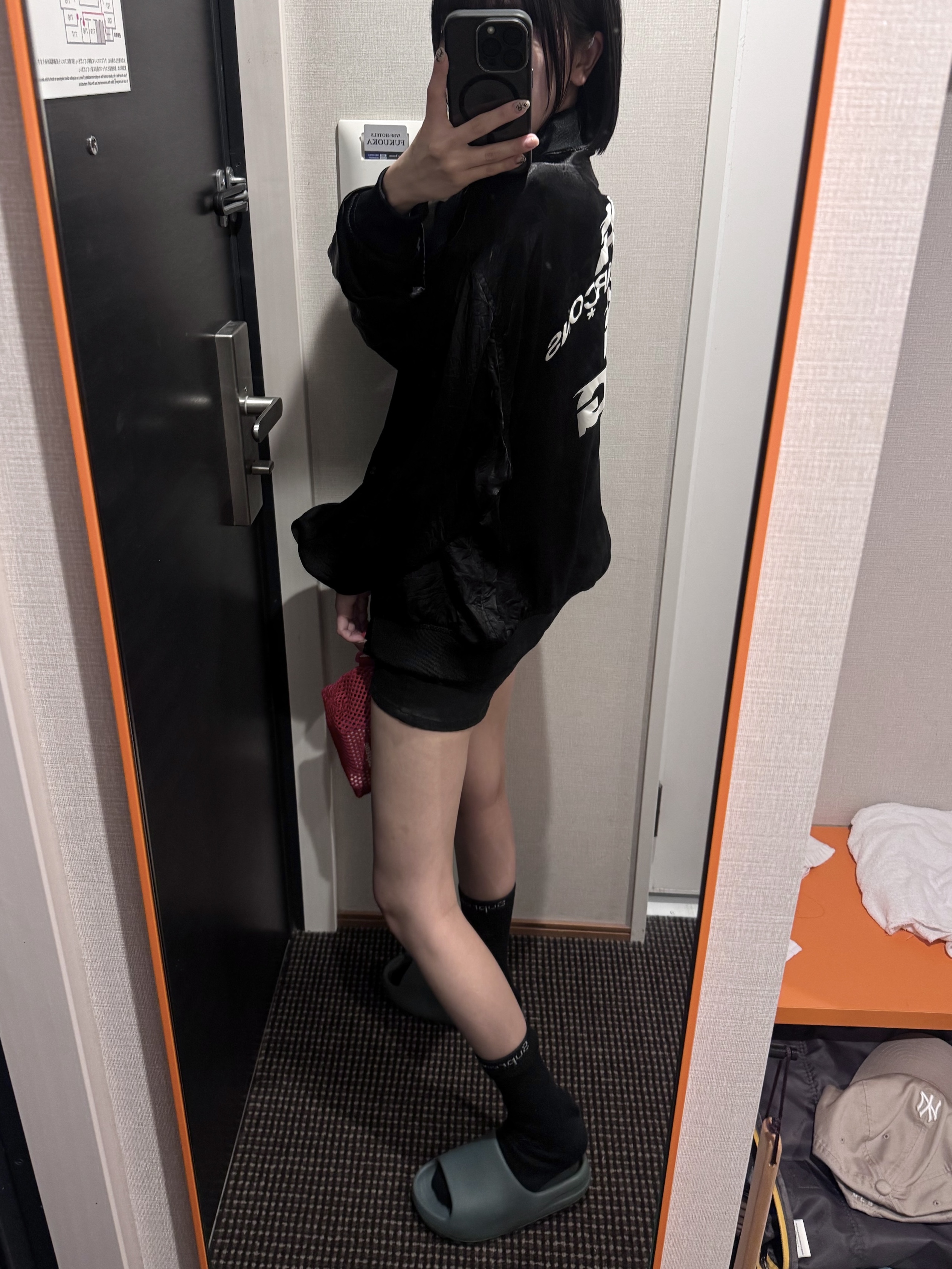 CDG Cupra Blouson Jacket Black, Adidas Yeezy Slide Slate Marine 착용 스타일