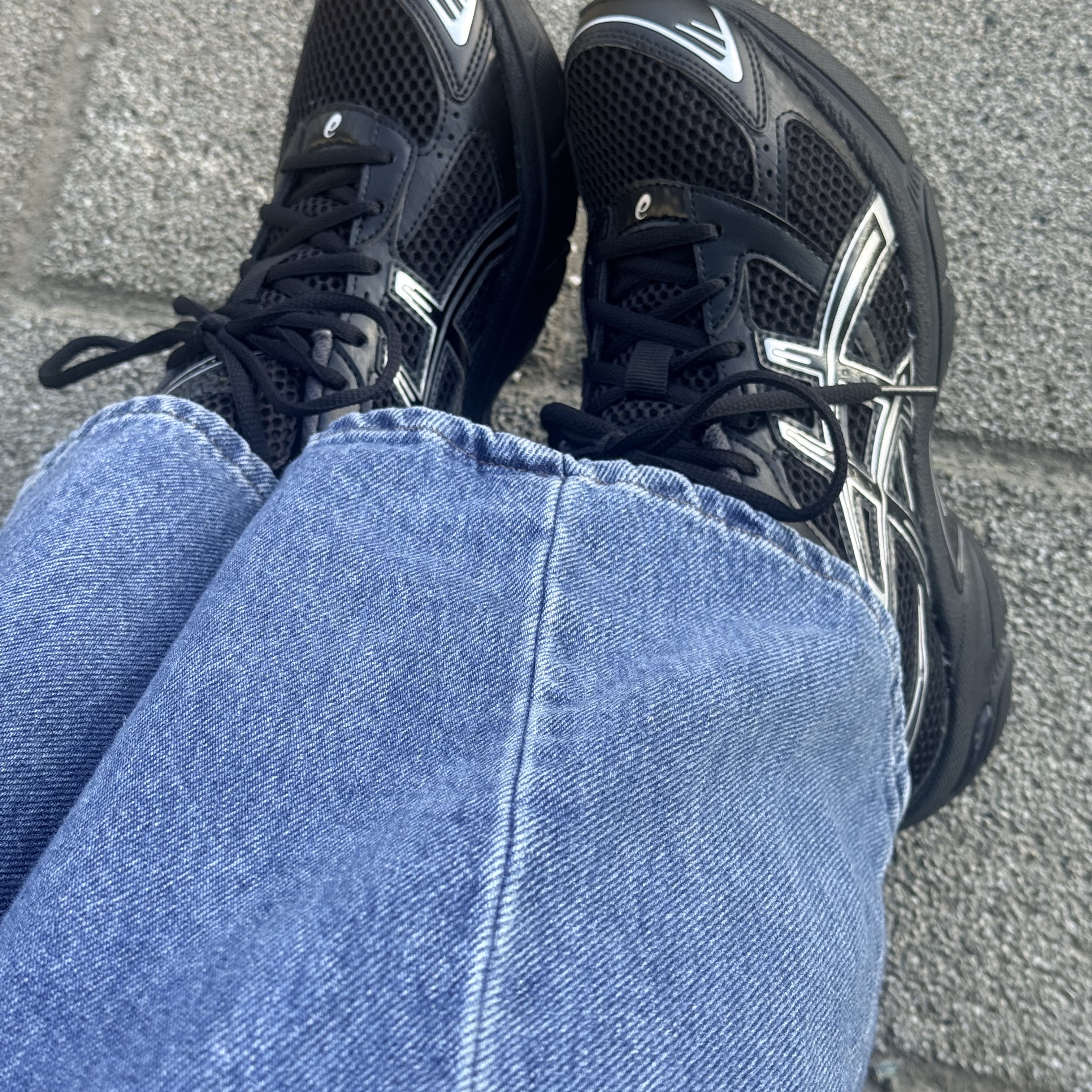 Asics Gel-1130 Black Pure Silver 착용 스타일 - 1