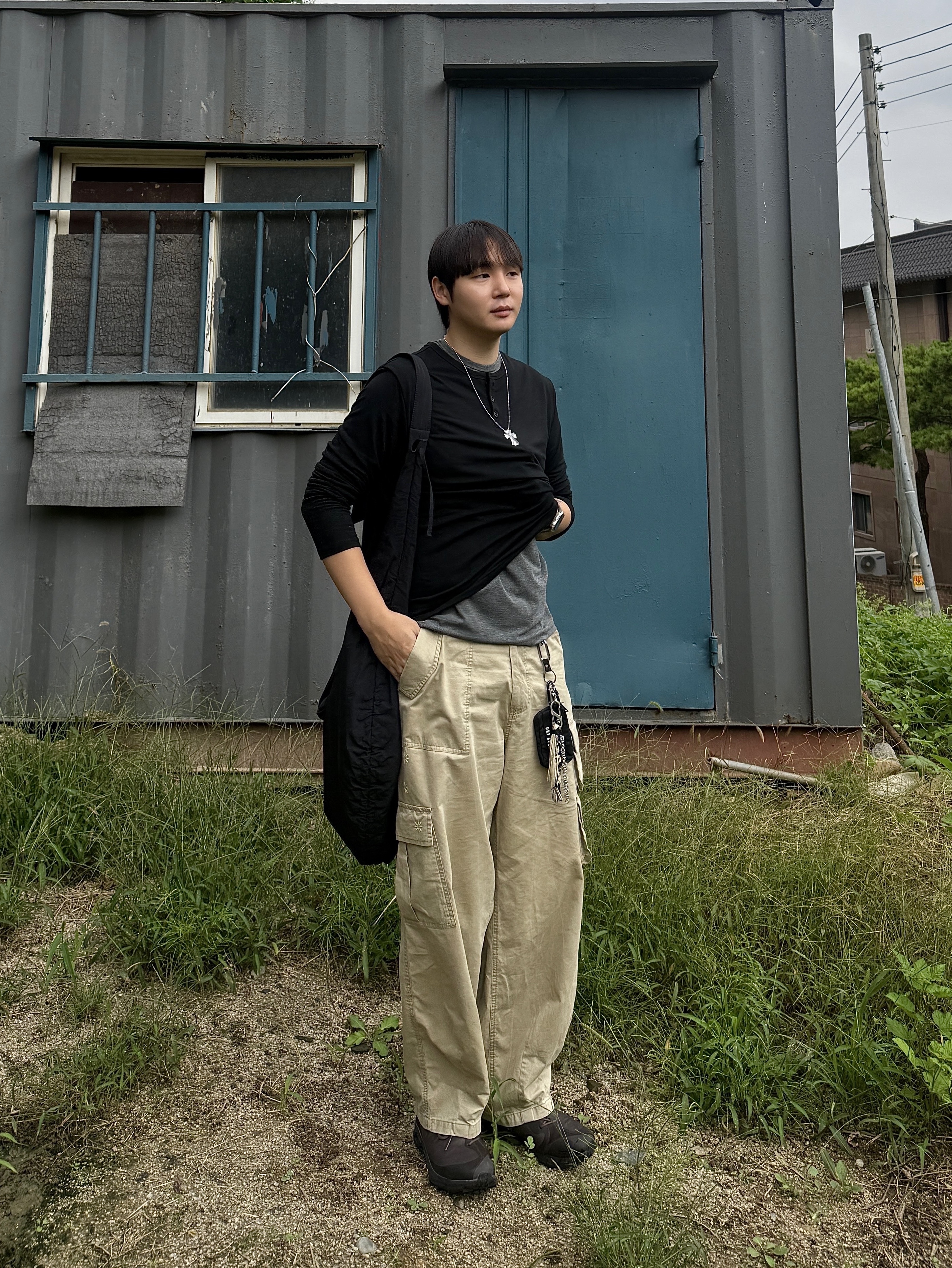 Fritur Kyoto Cargo Pants Beige_F251PT01, (W) On Running x Post Archive Faction (Paf) Cloudventure Peak Cacao Espresso 착용 스타일 - 1