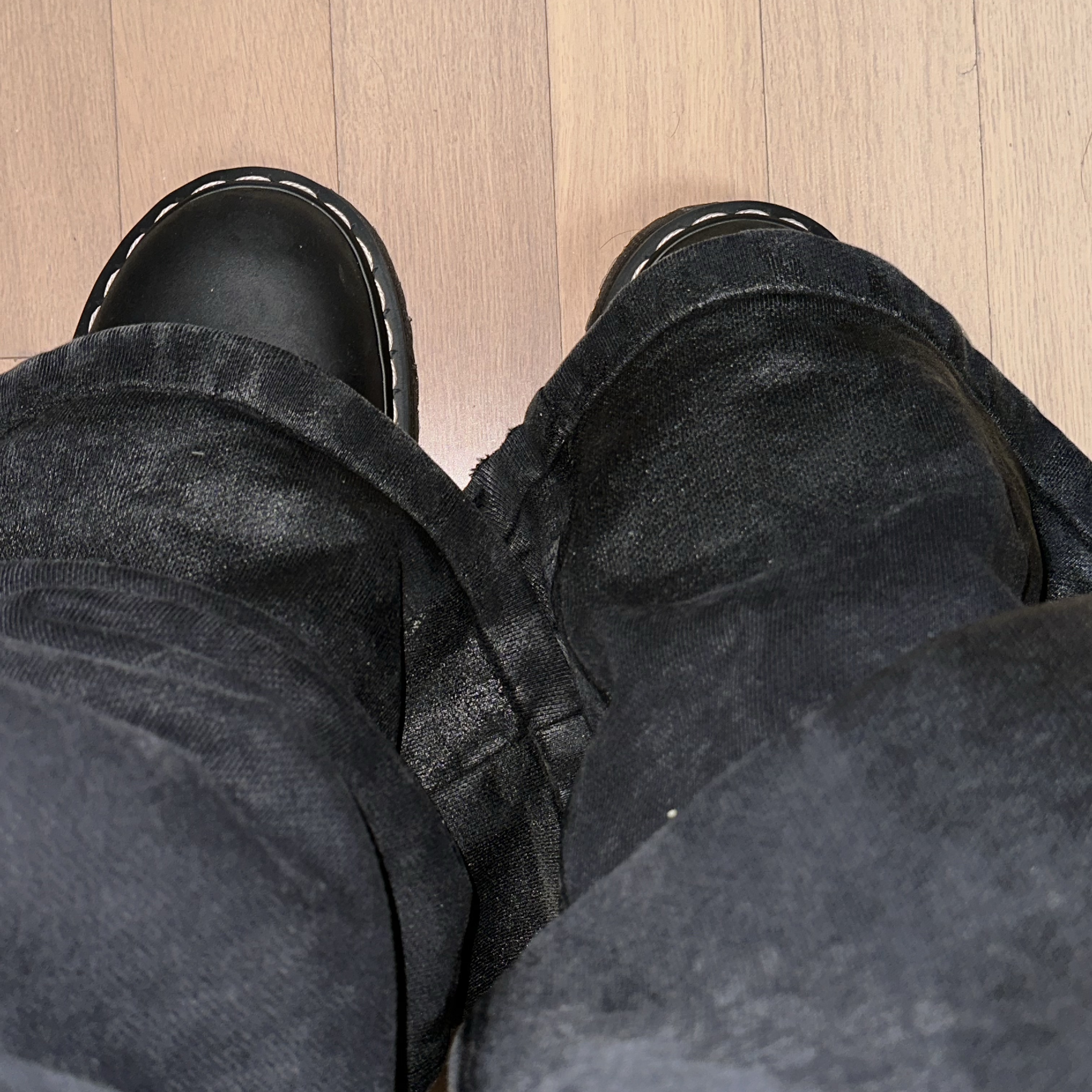 Dr. Martens x Rick Owens Quad Sole Steel Toe Boots Black 착용 스타일 - 3