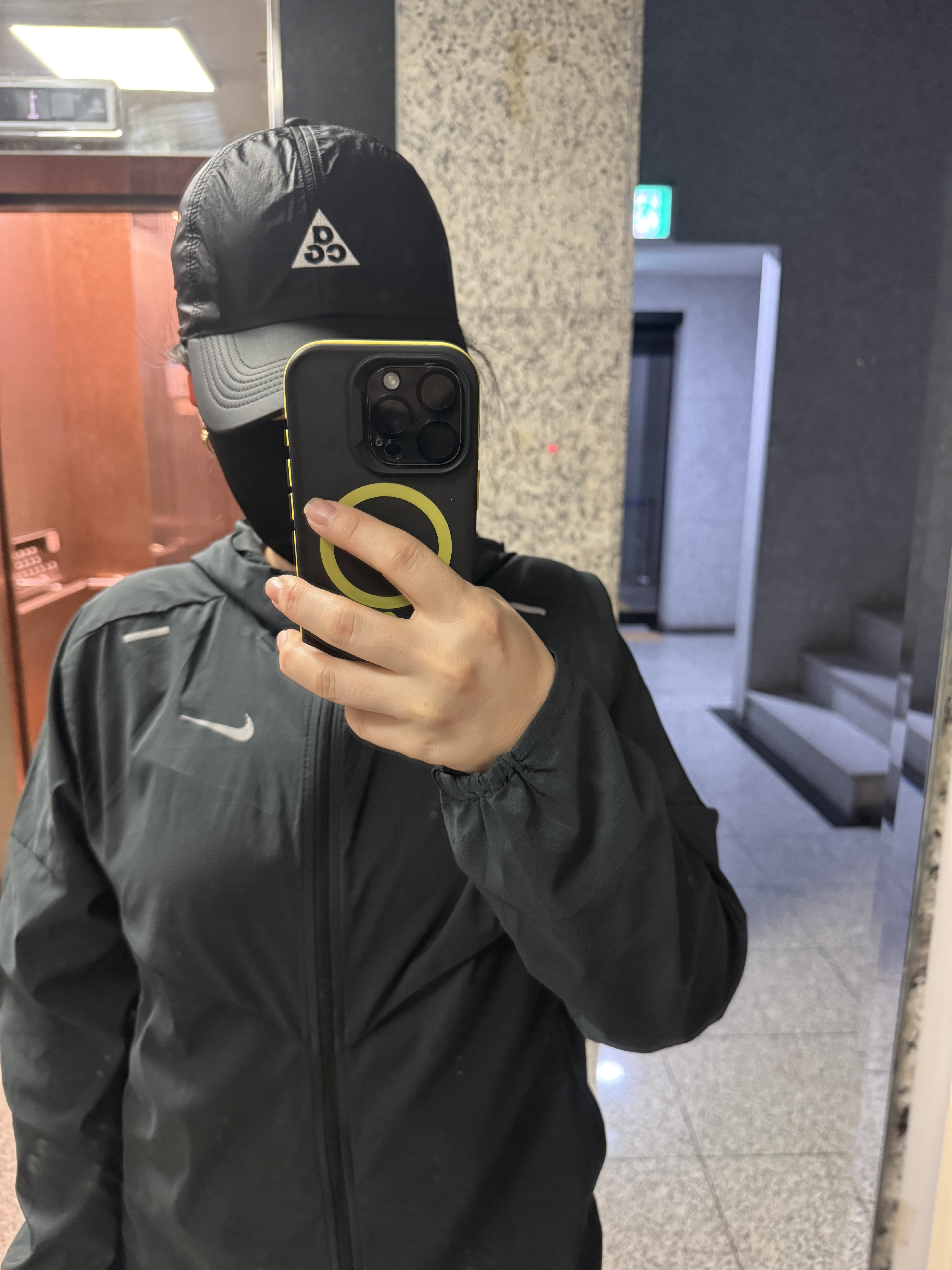 Nike ACG Trail Cap Black 착용 스타일