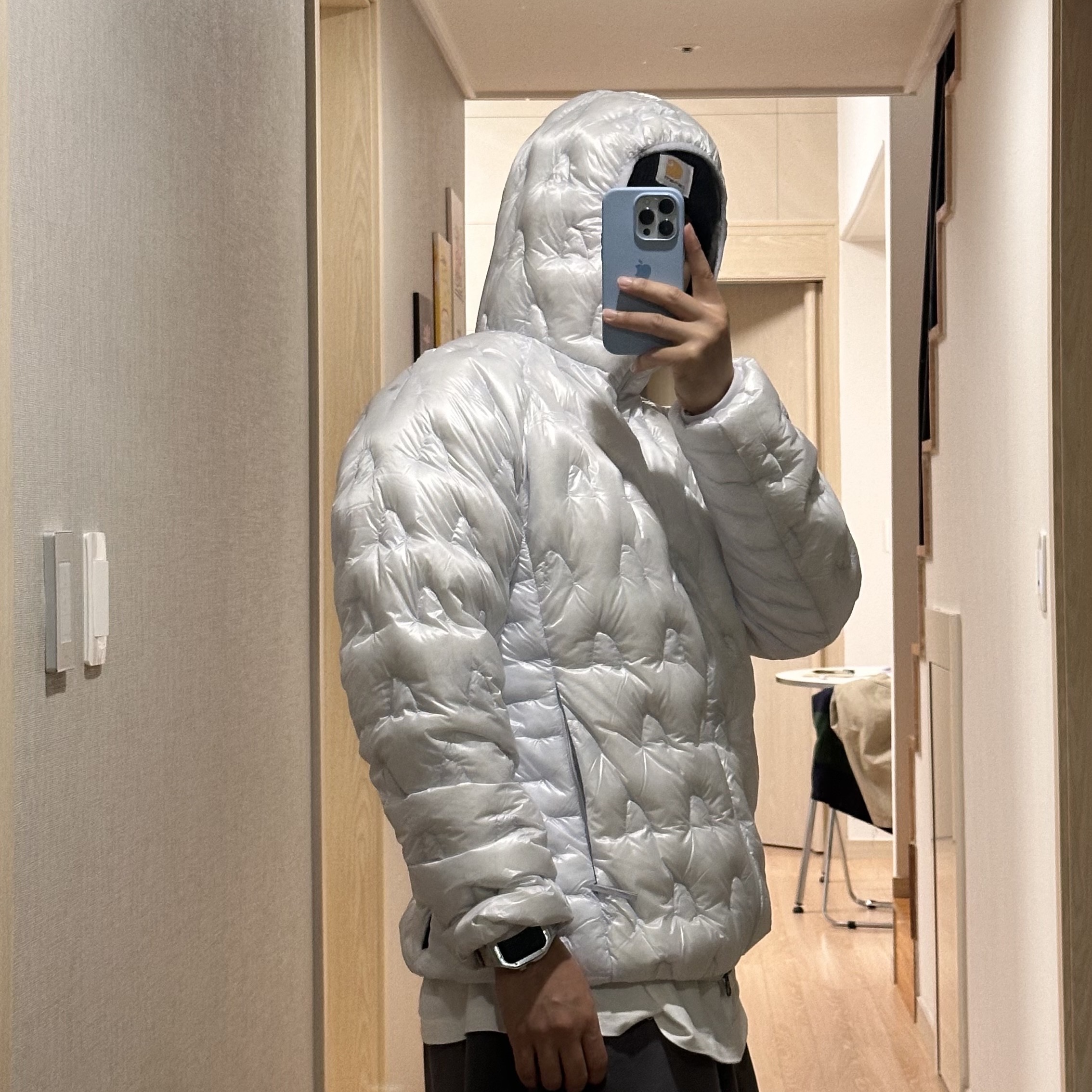 SIERRA DESIGNS Halfdome Lightweight Goose Down Hooded Jacket Light Grey 착용 스타일 - 2