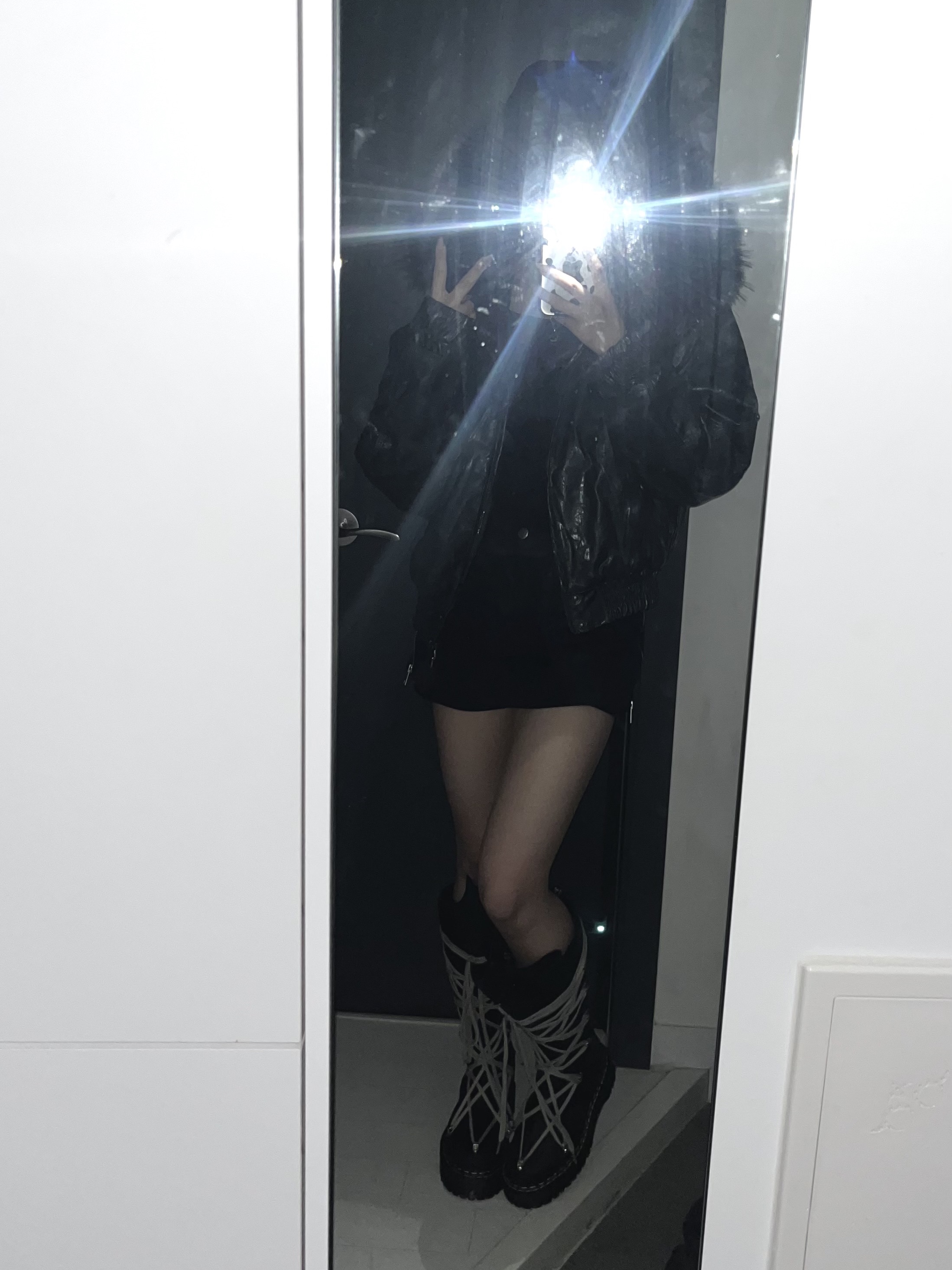 Dr. Martens x Rick Owens 1B60 Quad Sole Pentalace Boots Black 착용 스타일 - 1