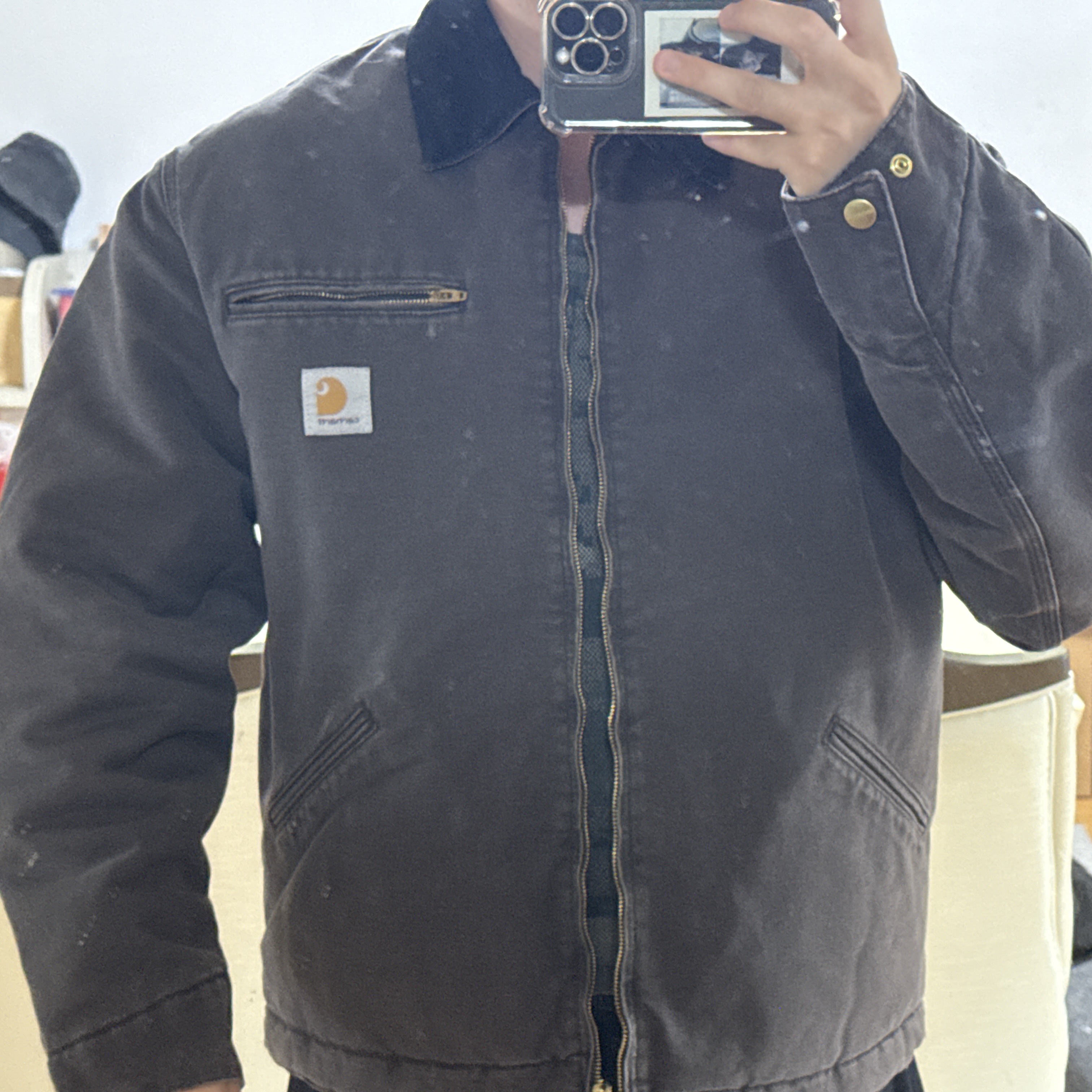 Carhartt WIP OG Detroit Jacket Tobacco Black 착용 스타일